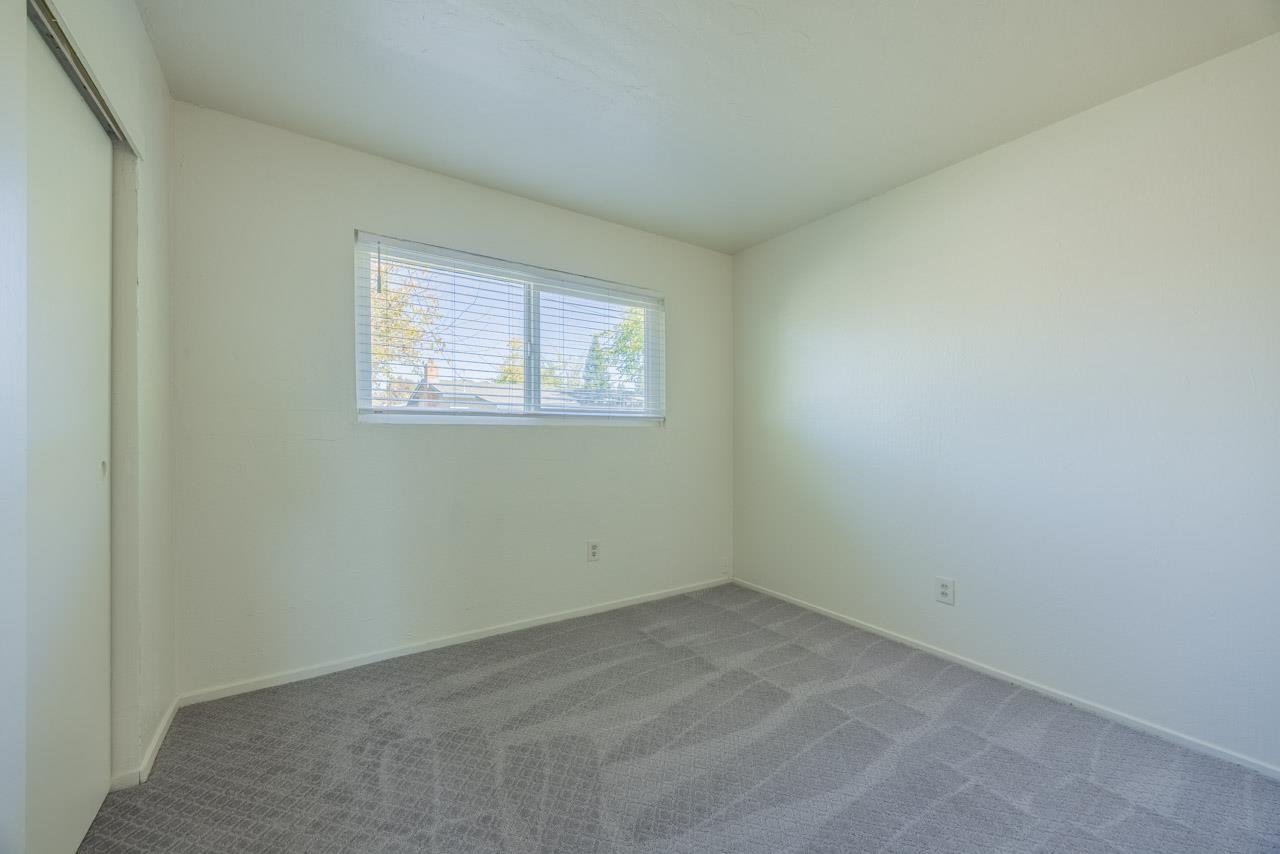 Detail Gallery Image 11 of 18 For 1815 Woodacre Way, Roseville,  CA 95661 - 3 Beds | 2 Baths