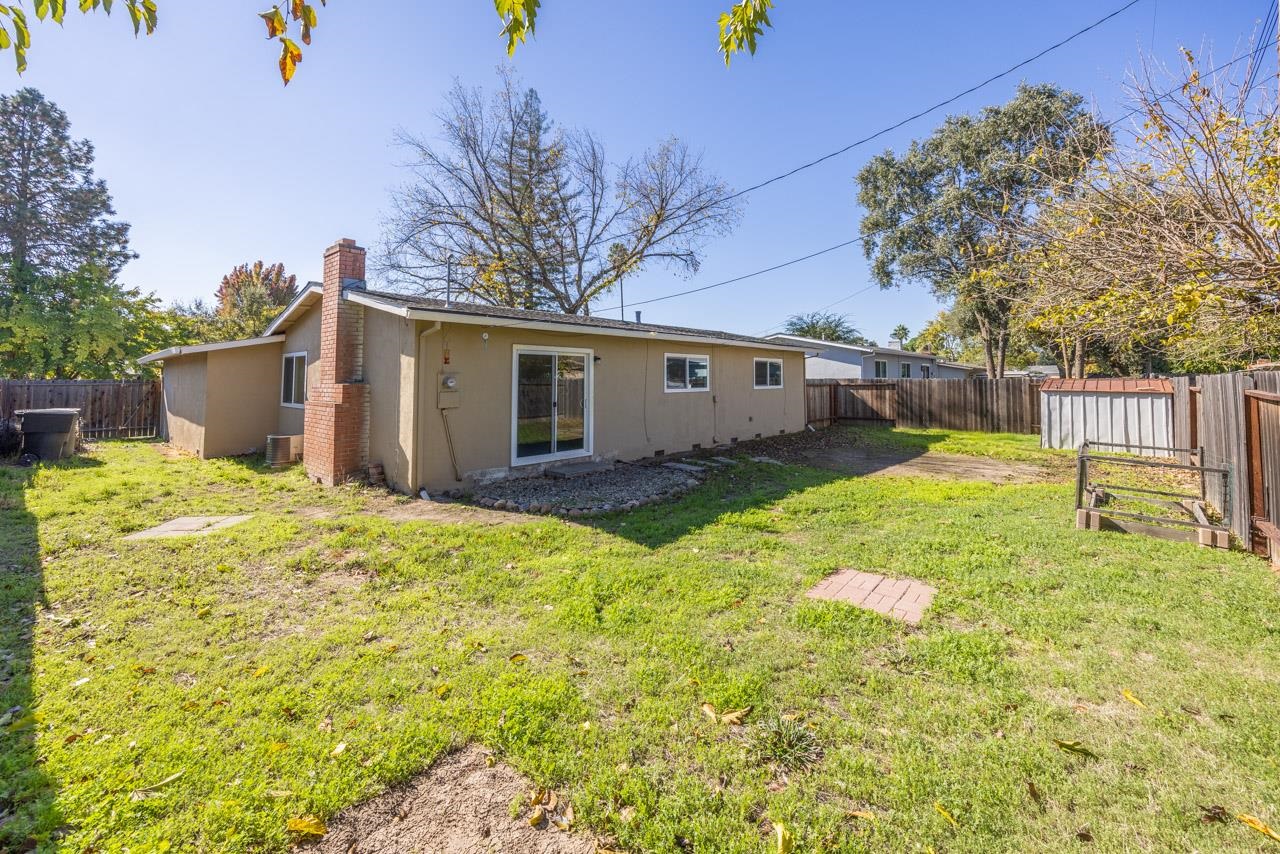 Detail Gallery Image 16 of 18 For 1815 Woodacre Way, Roseville,  CA 95661 - 3 Beds | 2 Baths