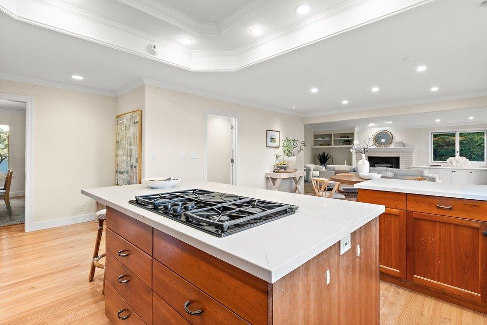 Detail Gallery Image 15 of 51 For 2 Willow Springs Lane, Moraga,  CA 94556-2102 - 4 Beds | 2/1 Baths