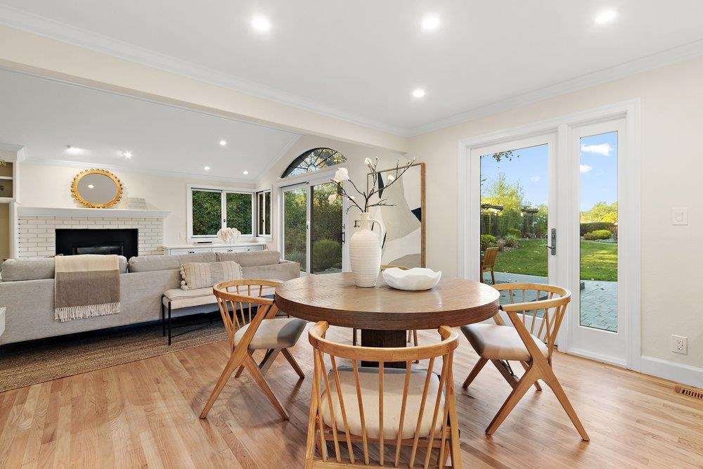 Detail Gallery Image 16 of 51 For 2 Willow Springs Lane, Moraga,  CA 94556-2102 - 4 Beds | 2/1 Baths