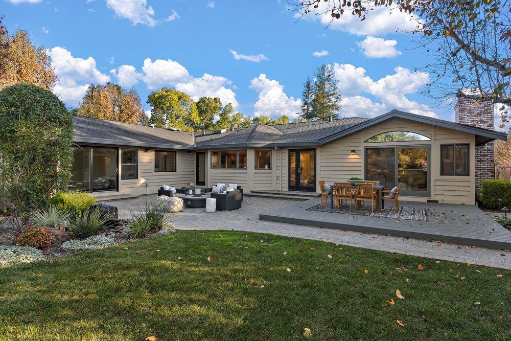 Detail Gallery Image 46 of 51 For 2 Willow Springs Lane, Moraga,  CA 94556-2102 - 4 Beds | 2/1 Baths