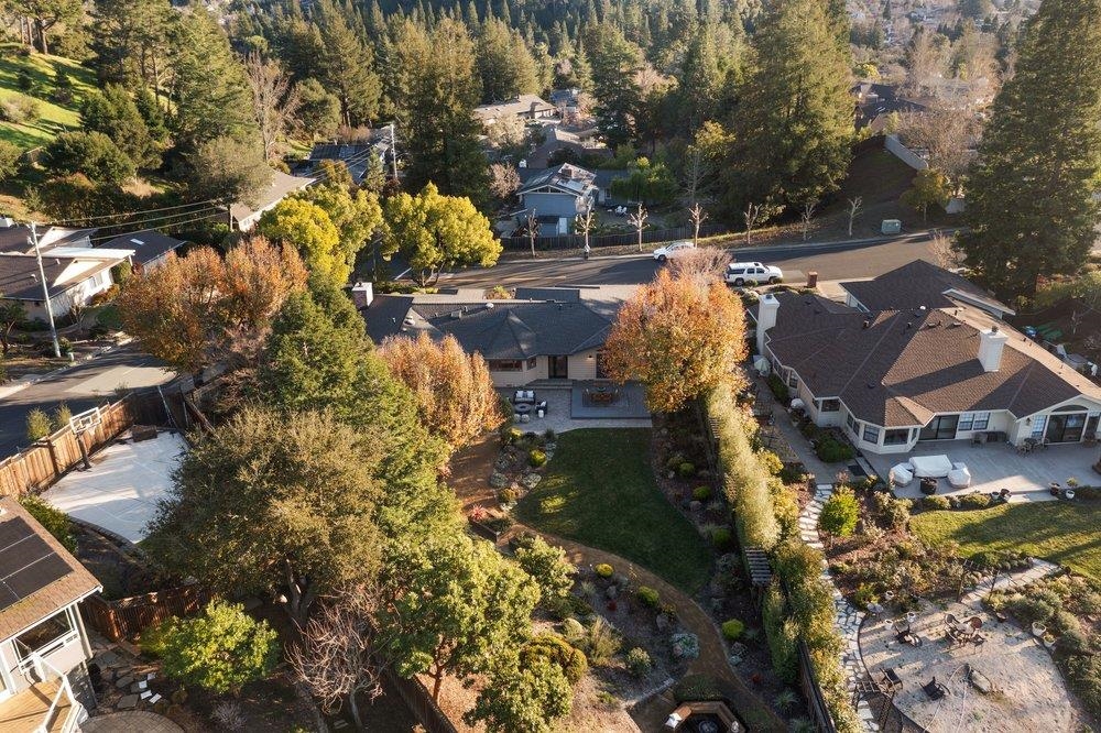 Detail Gallery Image 48 of 51 For 2 Willow Springs Lane, Moraga,  CA 94556-2102 - 4 Beds | 2/1 Baths