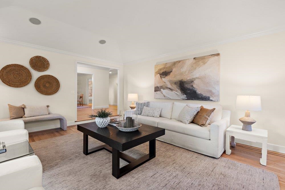 Detail Gallery Image 7 of 51 For 2 Willow Springs Lane, Moraga,  CA 94556-2102 - 4 Beds | 2/1 Baths