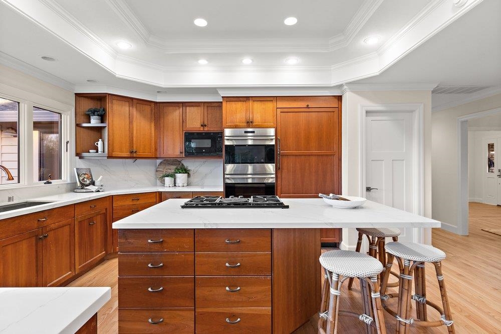 Detail Gallery Image 10 of 51 For 2 Willow Springs Lane, Moraga,  CA 94556-2102 - 4 Beds | 2/1 Baths