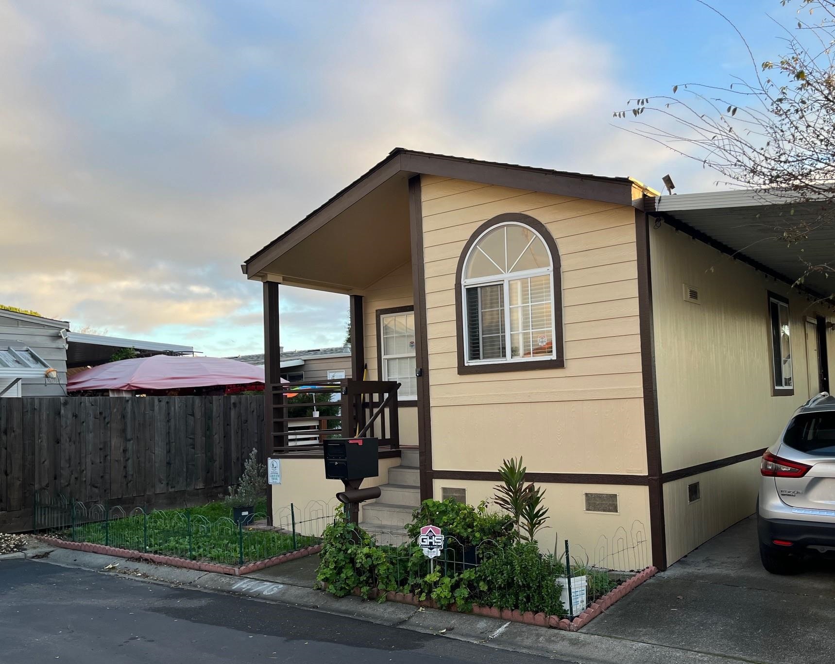 Detail Gallery Image 11 of 13 For 1476 Zamora Ct, Hayward,  CA 94544 - 3 Beds | 2 Baths