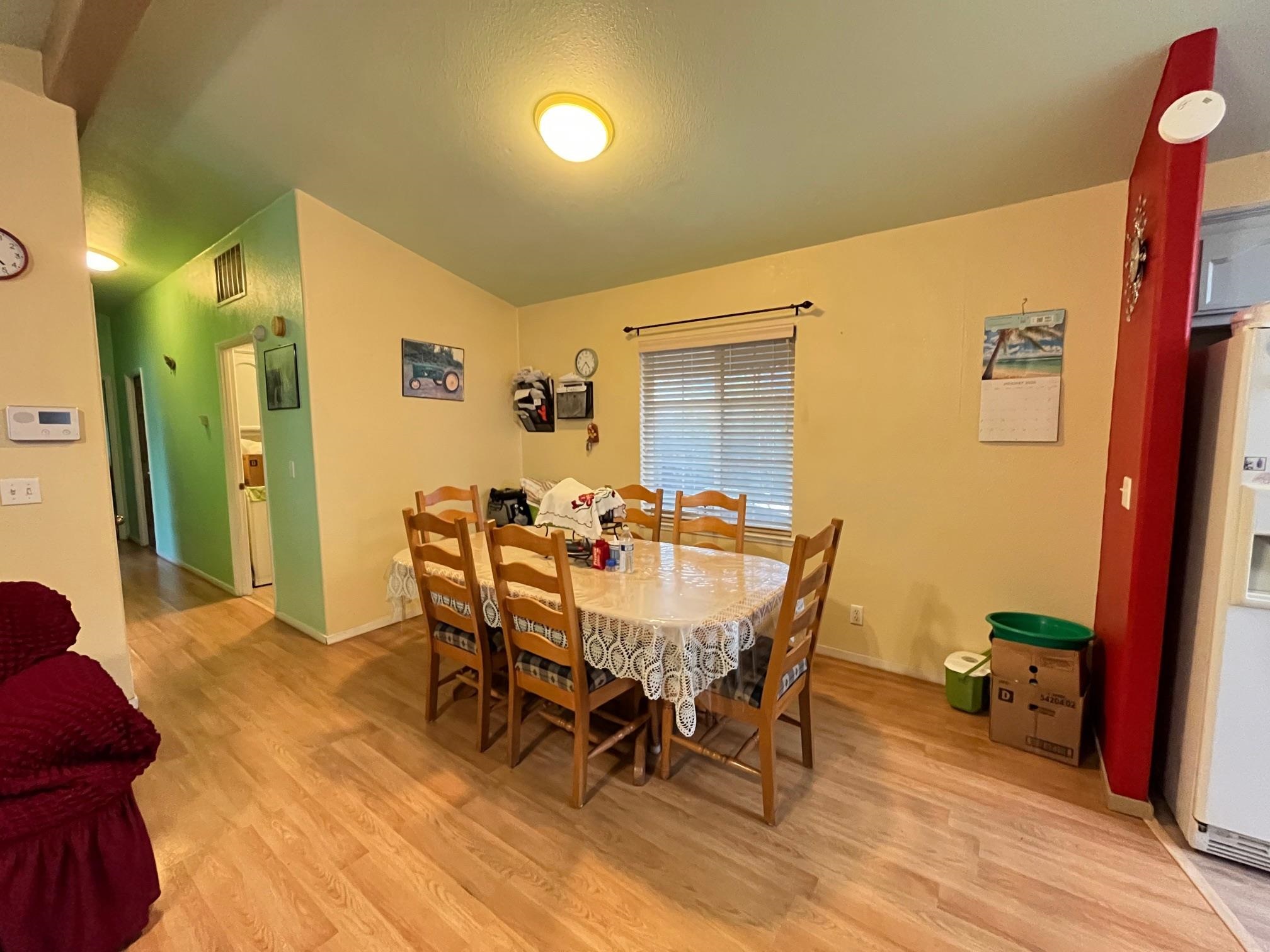 Detail Gallery Image 4 of 13 For 1476 Zamora Ct, Hayward,  CA 94544 - 3 Beds | 2 Baths