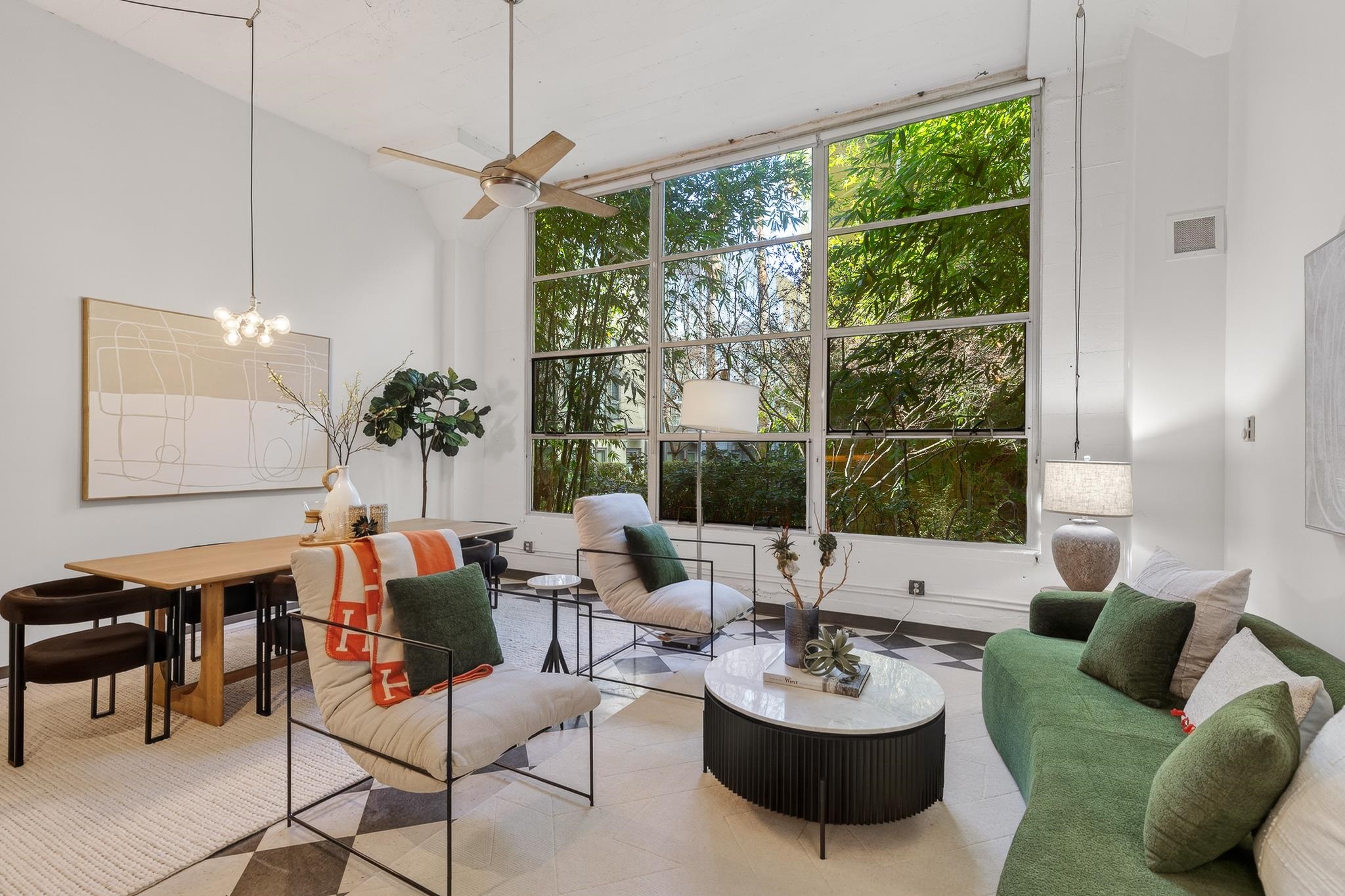 Photo #1: 41120499 Listing: Photo #1