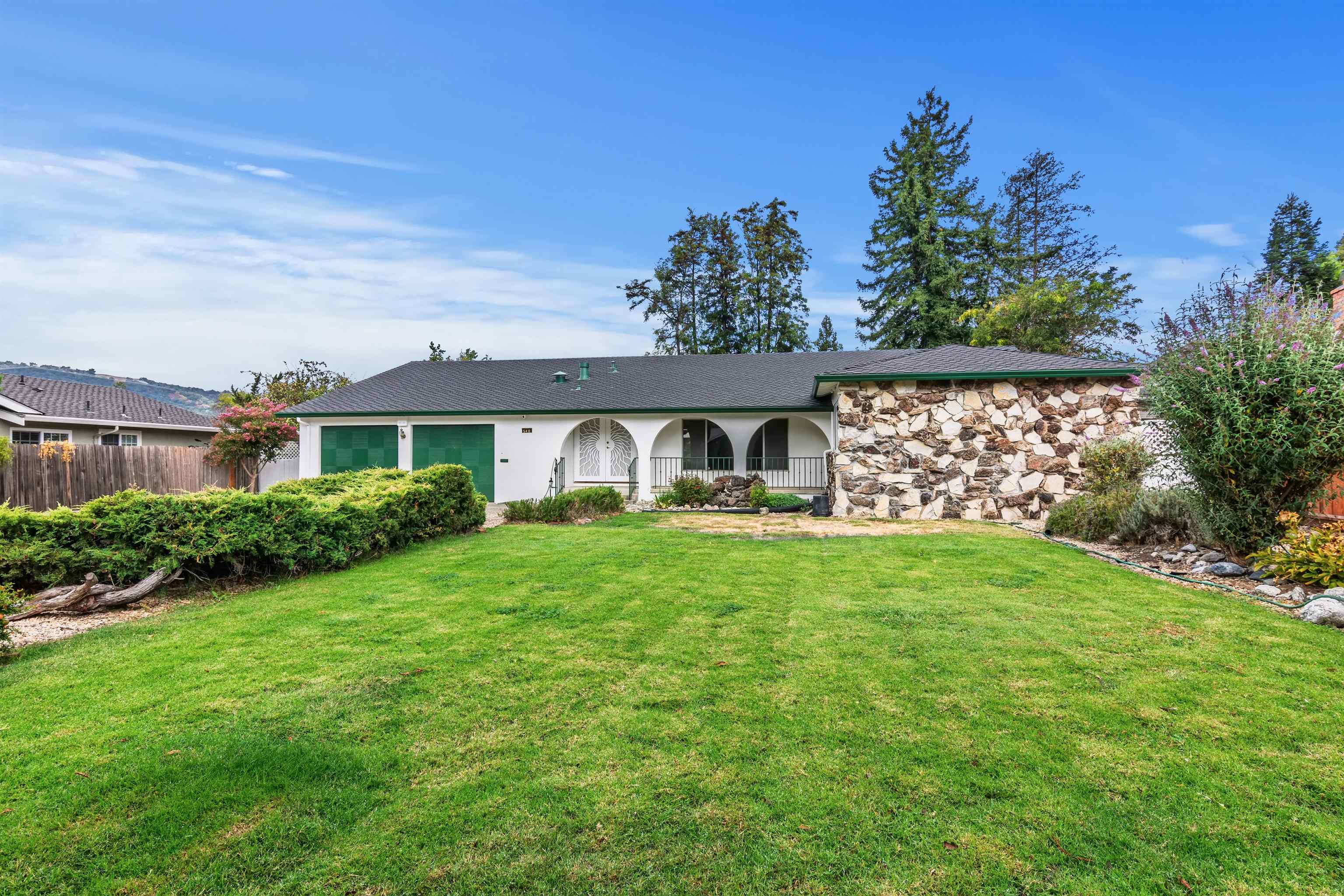 Detail Gallery Image 2 of 31 For 540 Hamilton Way, Pleasanton,  CA 94566 - 4 Beds | 3/1 Baths