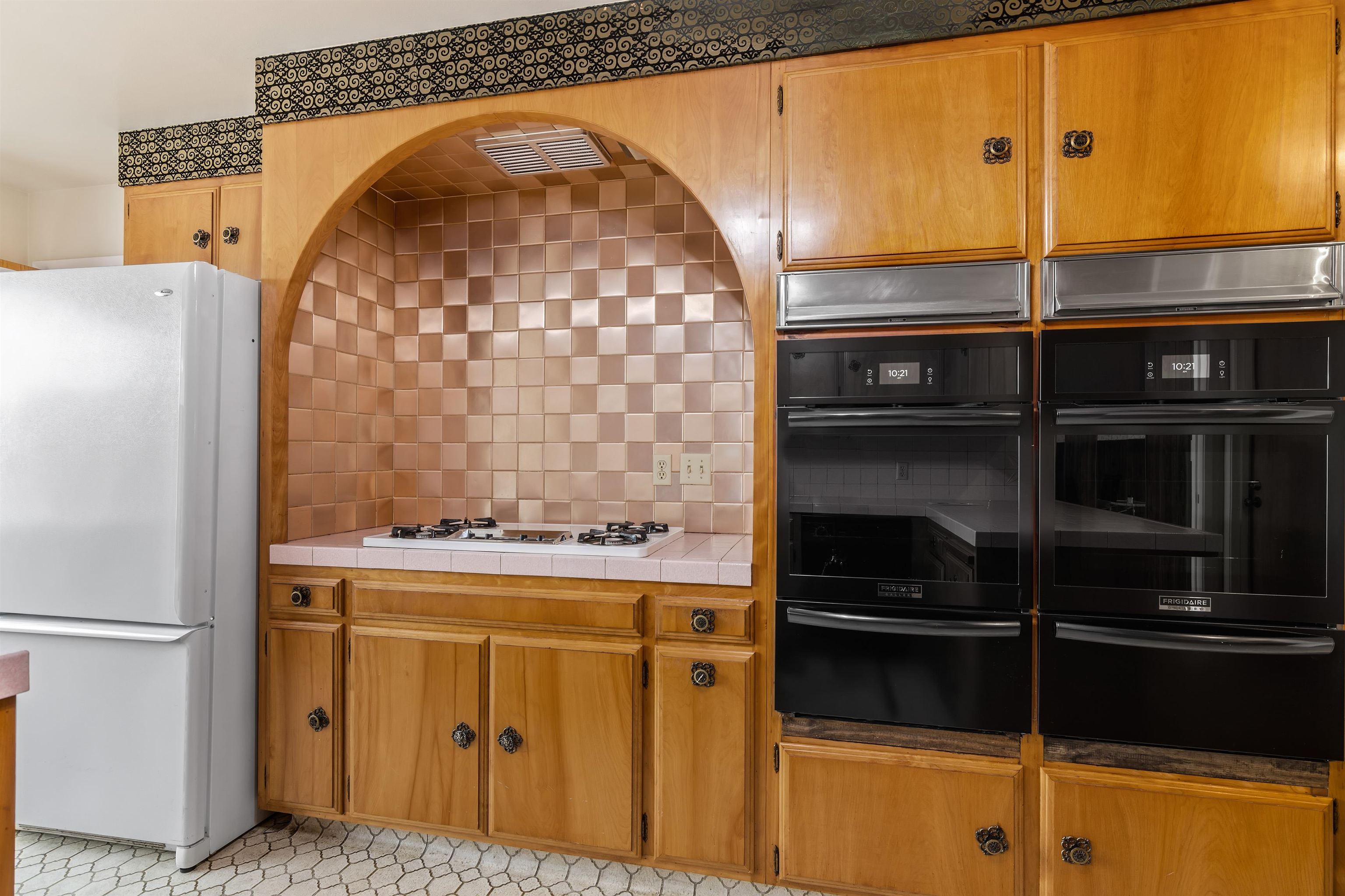 Detail Gallery Image 12 of 31 For 540 Hamilton Way, Pleasanton,  CA 94566 - 4 Beds | 3/1 Baths