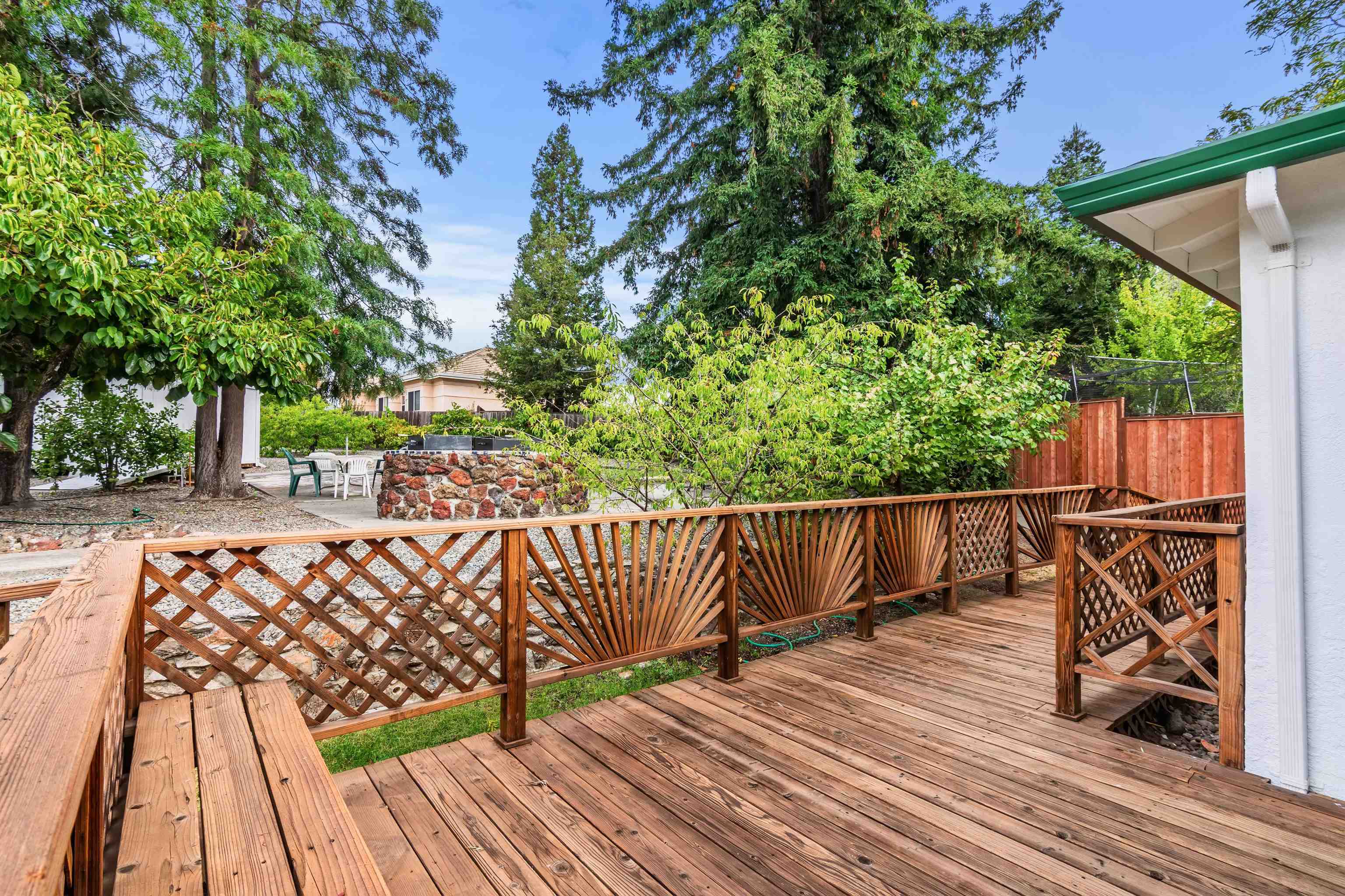 Detail Gallery Image 27 of 31 For 540 Hamilton Way, Pleasanton,  CA 94566 - 4 Beds | 3/1 Baths