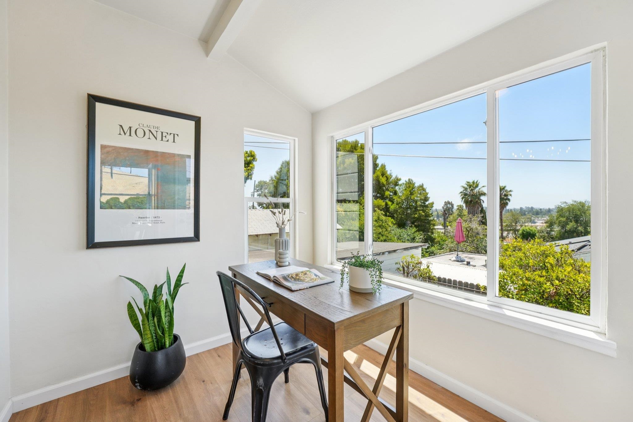 Detail Gallery Image 12 of 44 For 10601 Sheldon St, Oakland,  CA 94605 - 2 Beds | 1/1 Baths