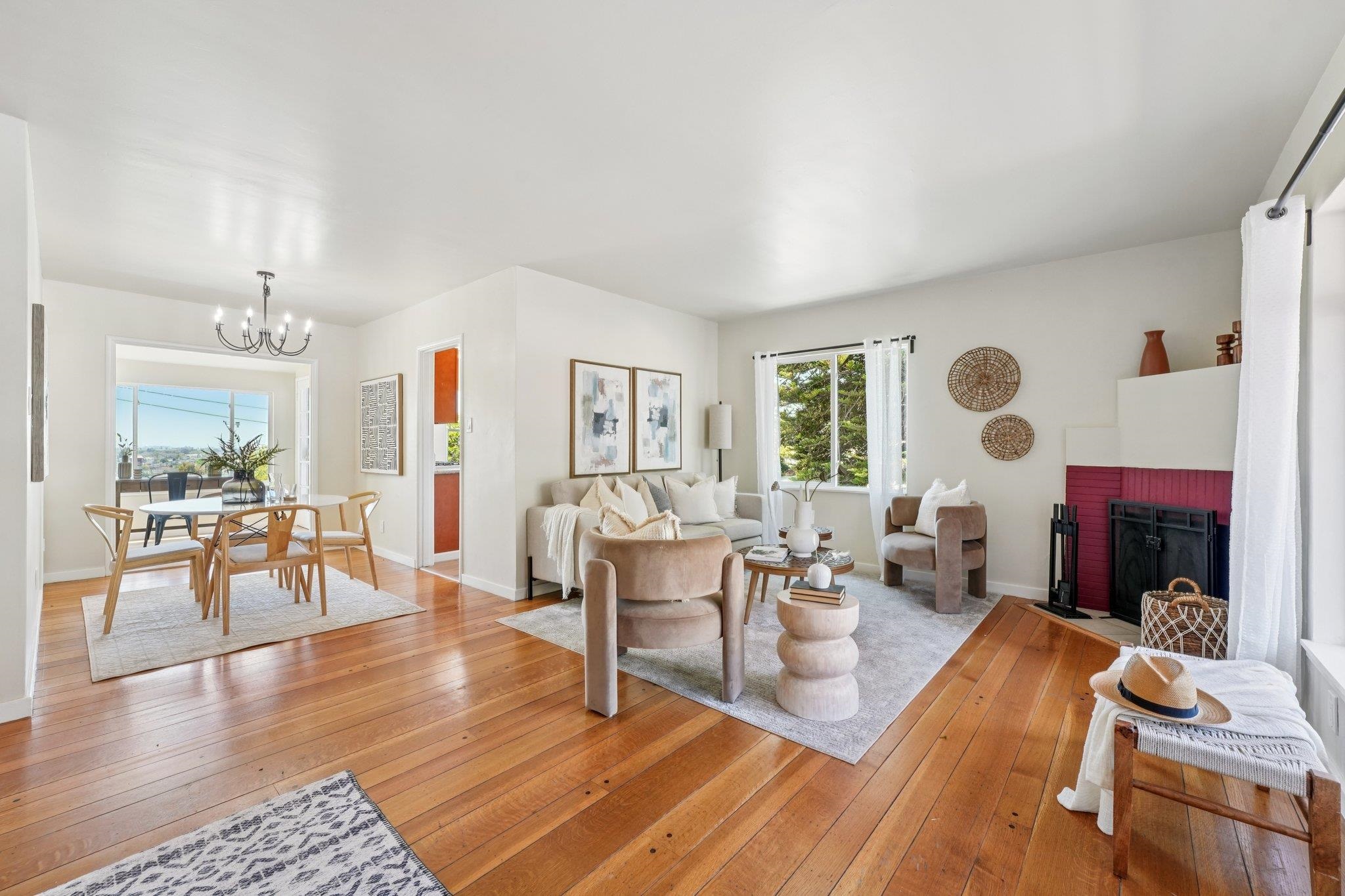 Detail Gallery Image 5 of 44 For 10601 Sheldon St, Oakland,  CA 94605 - 2 Beds | 1/1 Baths