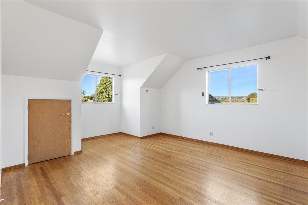 Detail Gallery Image 25 of 33 For 1252 Linfield Ln, Hayward,  CA 94545 - 4 Beds | 2 Baths