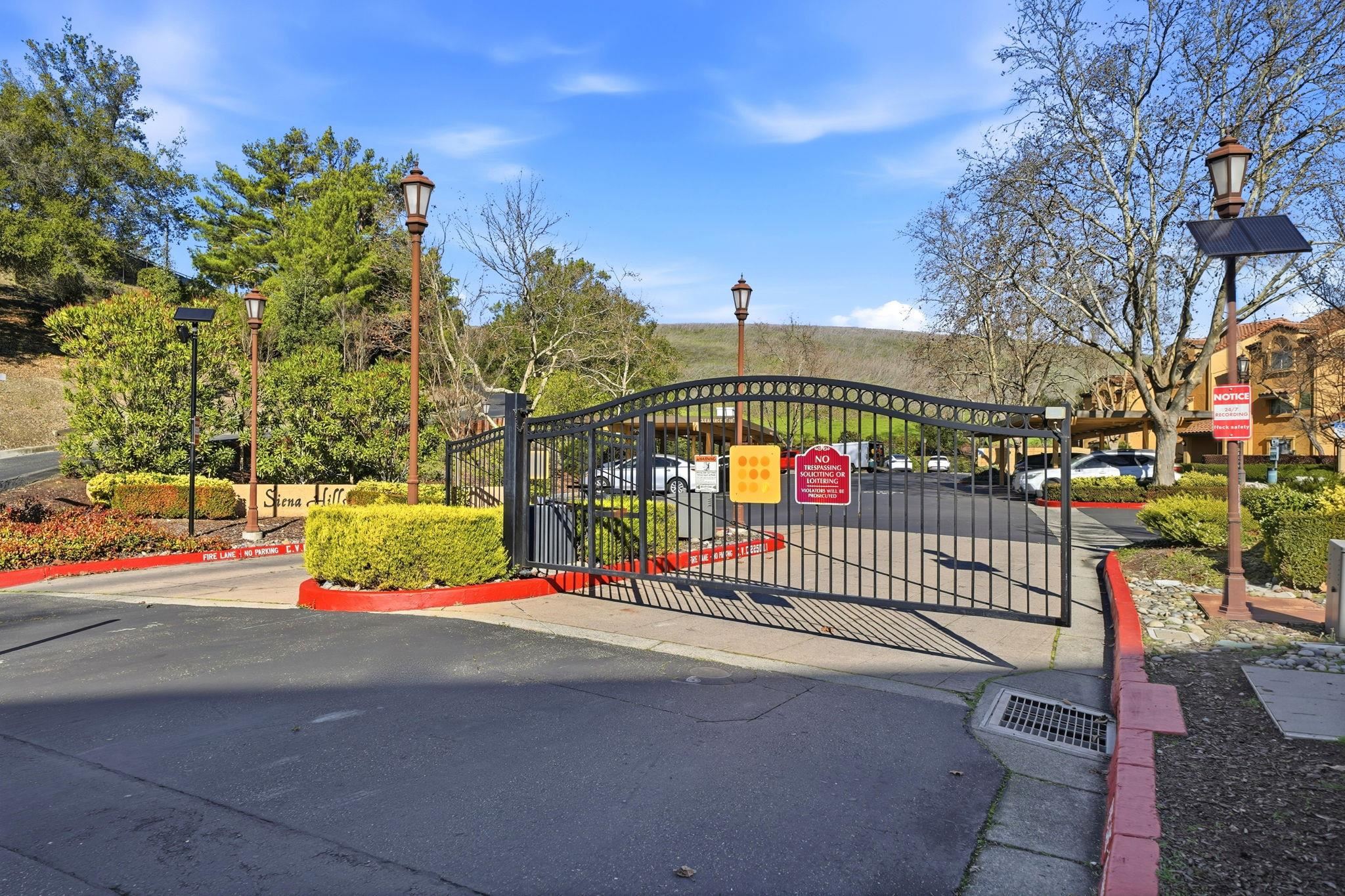 Detail Gallery Image 31 of 32 For 490 Bollinger Canyon Ln #367,  San Ramon,  CA 94582 - 1 Beds | 1 Baths