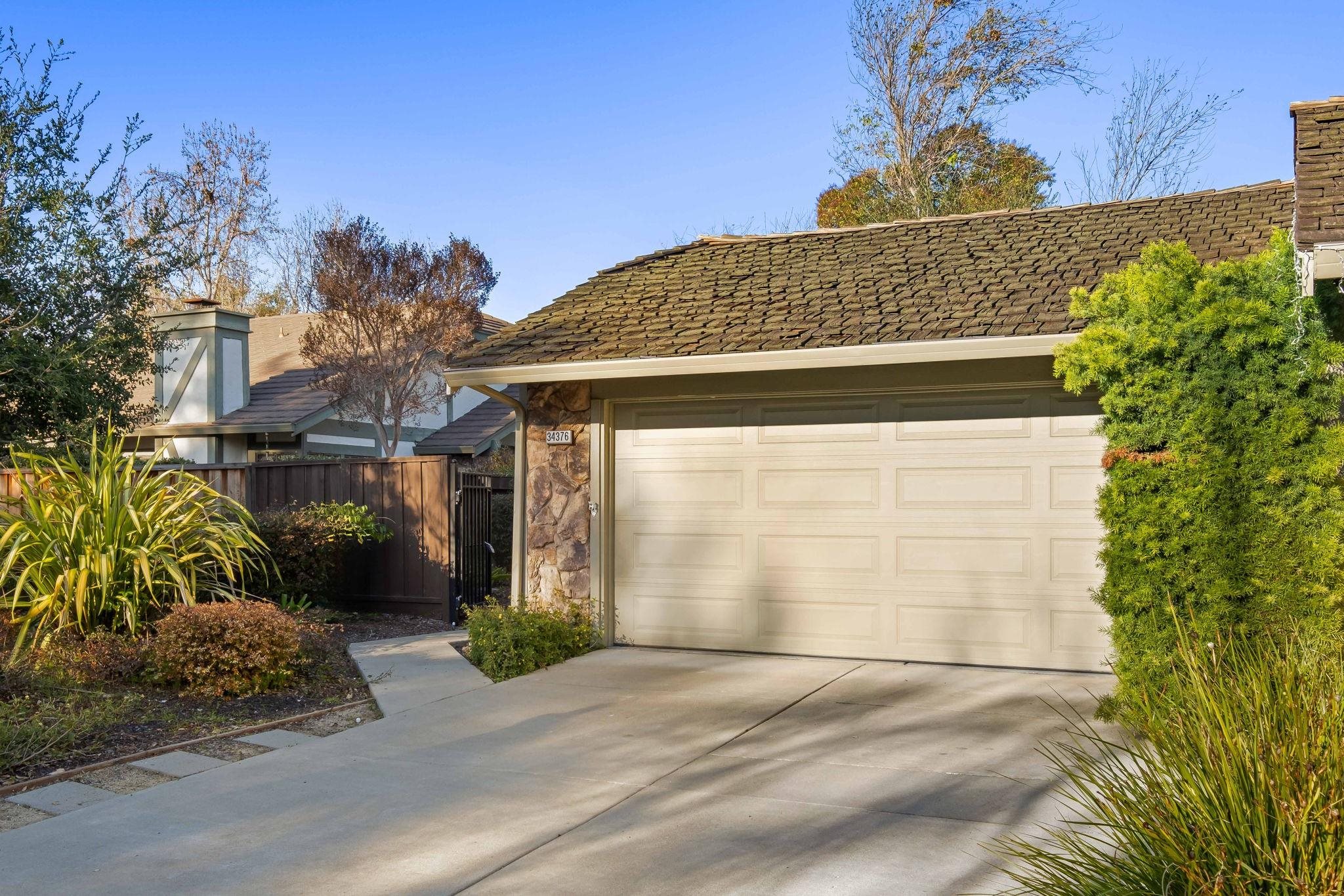 Photo #3: 41120506 Listing: Photo #3