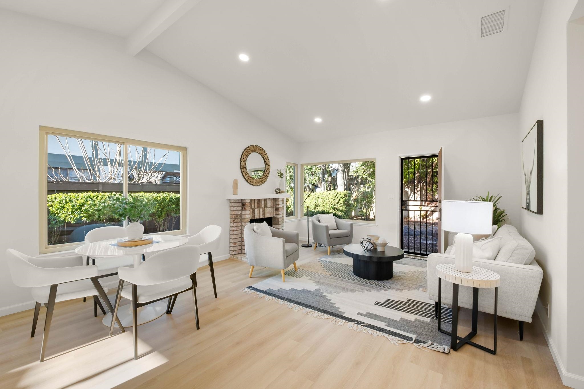 Photo #7: 41120506 Listing: Photo #7