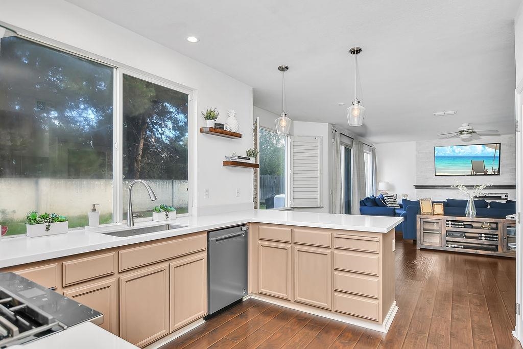 Detail Gallery Image 15 of 41 For 2625 Orange Way, Antioch,  CA 94531 - 5 Beds | 3 Baths