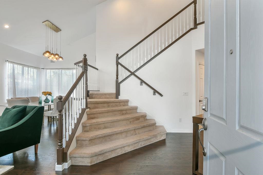 Detail Gallery Image 5 of 41 For 2625 Orange Way, Antioch,  CA 94531 - 5 Beds | 3 Baths