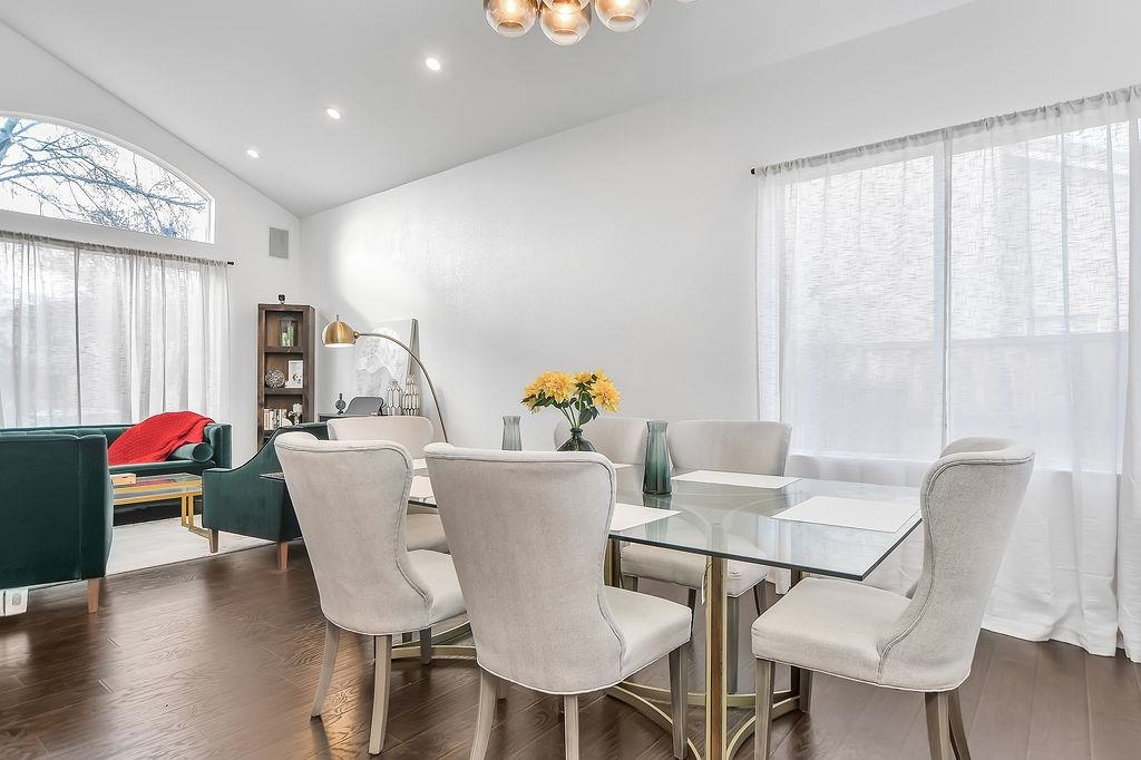 Detail Gallery Image 8 of 41 For 2625 Orange Way, Antioch,  CA 94531 - 5 Beds | 3 Baths