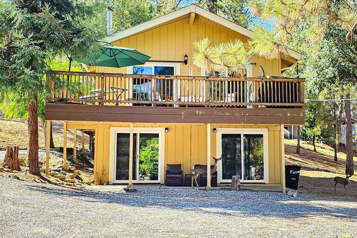 Detail Gallery Image 2 of 47 For 19385 Ferretti Rd., Groveland,  CA 95321 - 3 Beds | 2 Baths