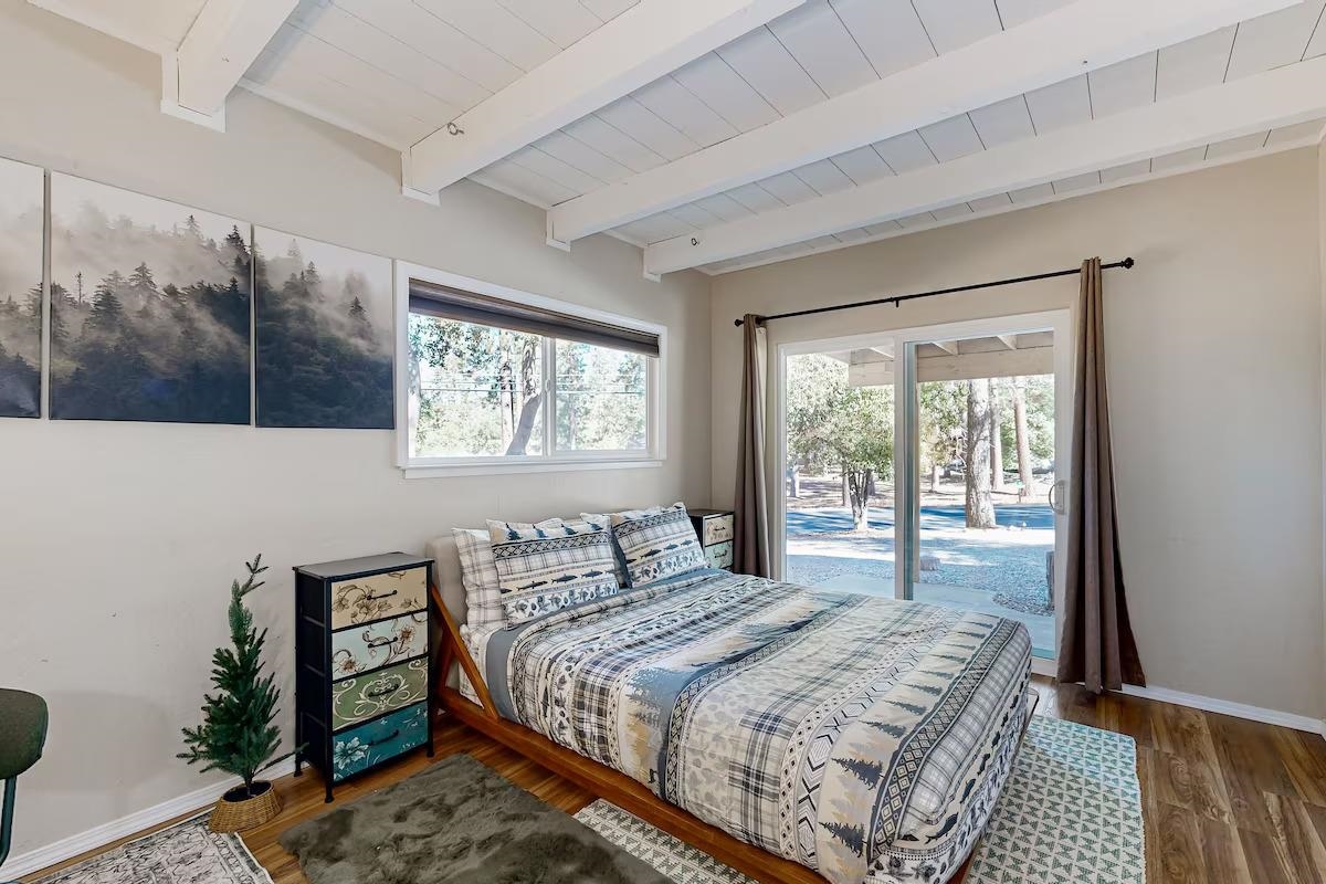 Detail Gallery Image 13 of 47 For 19385 Ferretti Rd., Groveland,  CA 95321 - 3 Beds | 2 Baths