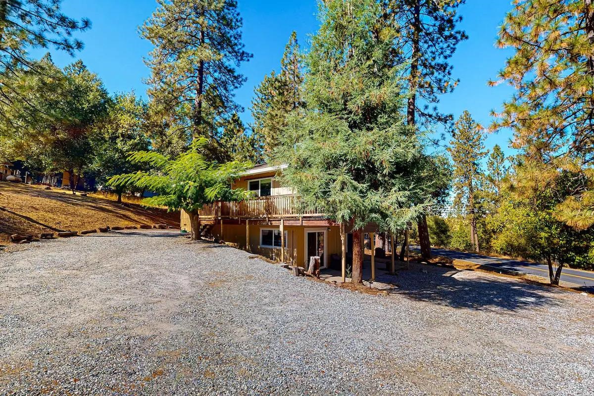 Detail Gallery Image 22 of 47 For 19385 Ferretti Rd., Groveland,  CA 95321 - 3 Beds | 2 Baths