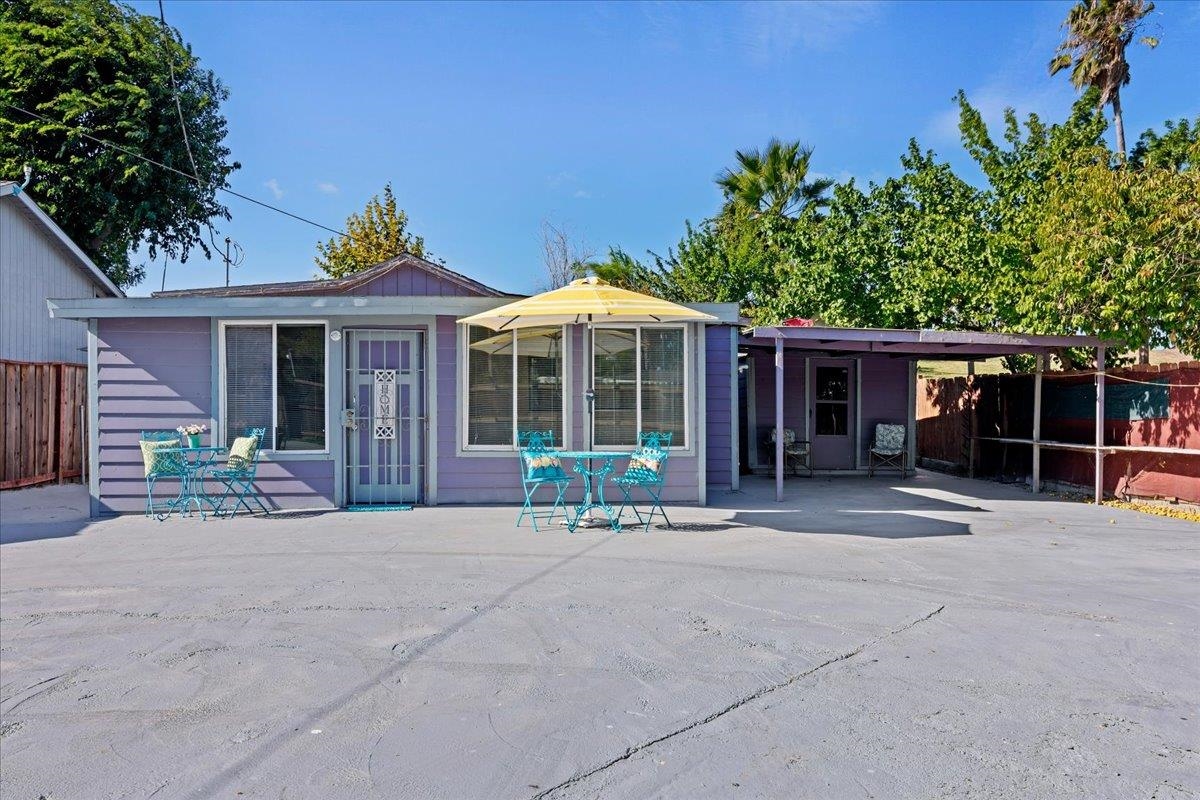 Front Image Thumbnail for EB41120512