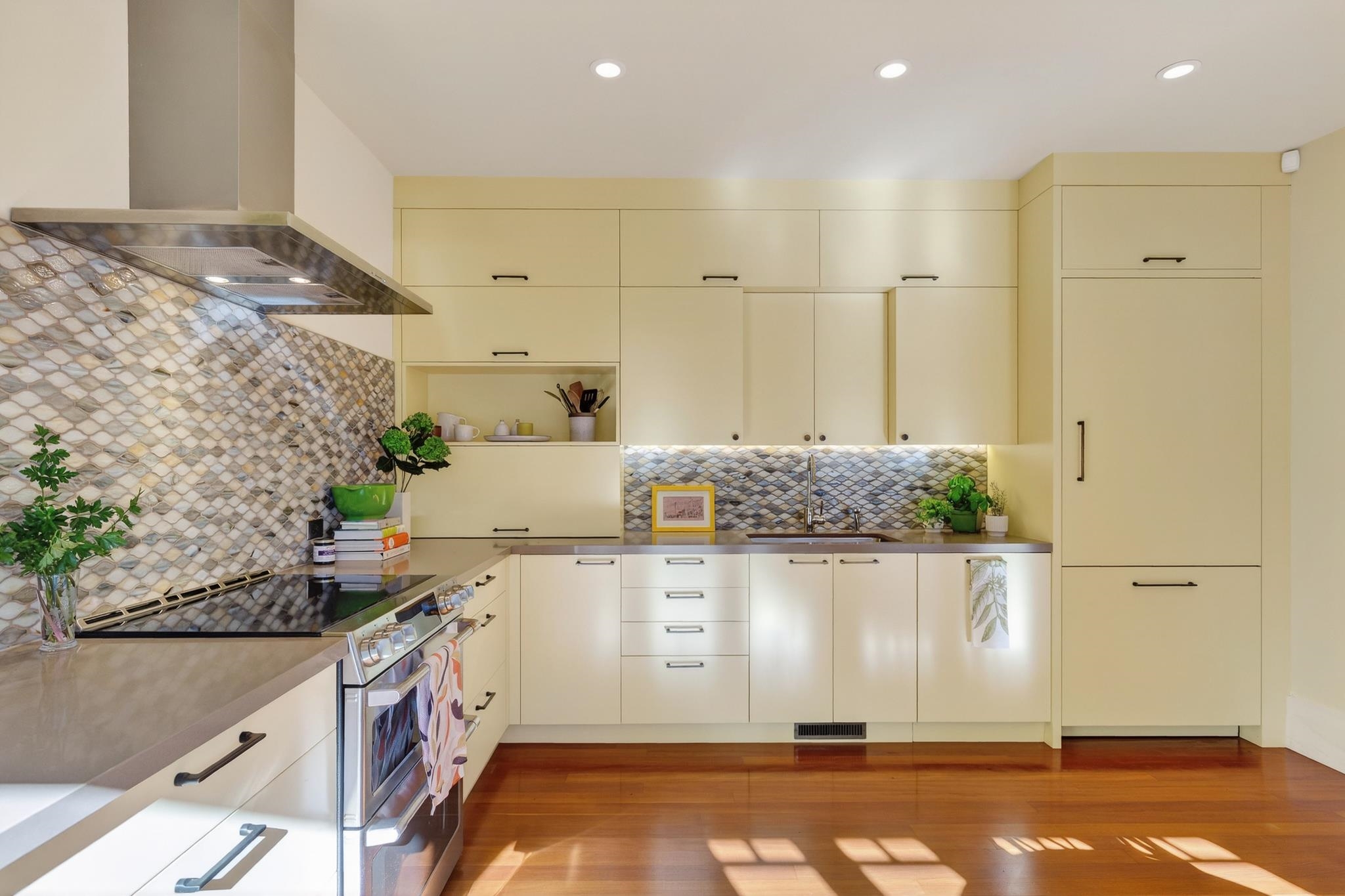 Detail Gallery Image 17 of 45 For 1015 Merced St, Berkeley,  CA 94707 - 3 Beds | 2 Baths