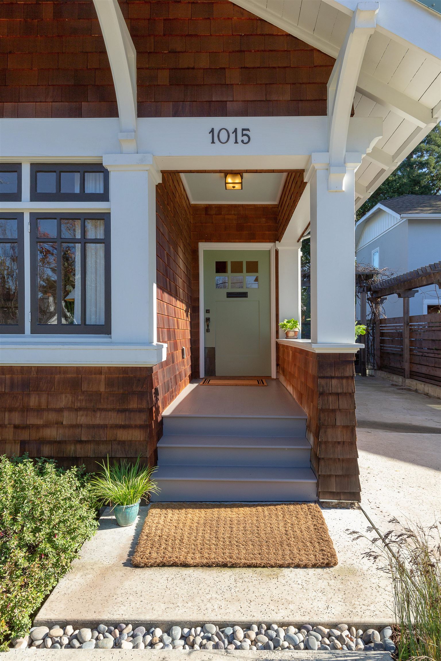 Detail Gallery Image 3 of 45 For 1015 Merced St, Berkeley,  CA 94707 - 3 Beds | 2 Baths