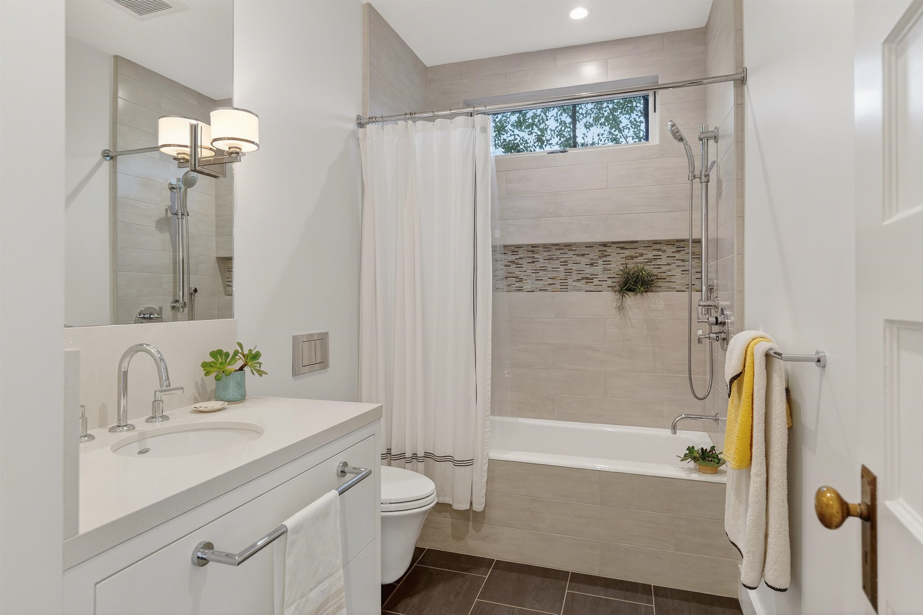 Detail Gallery Image 31 of 45 For 1015 Merced St, Berkeley,  CA 94707 - 3 Beds | 2 Baths