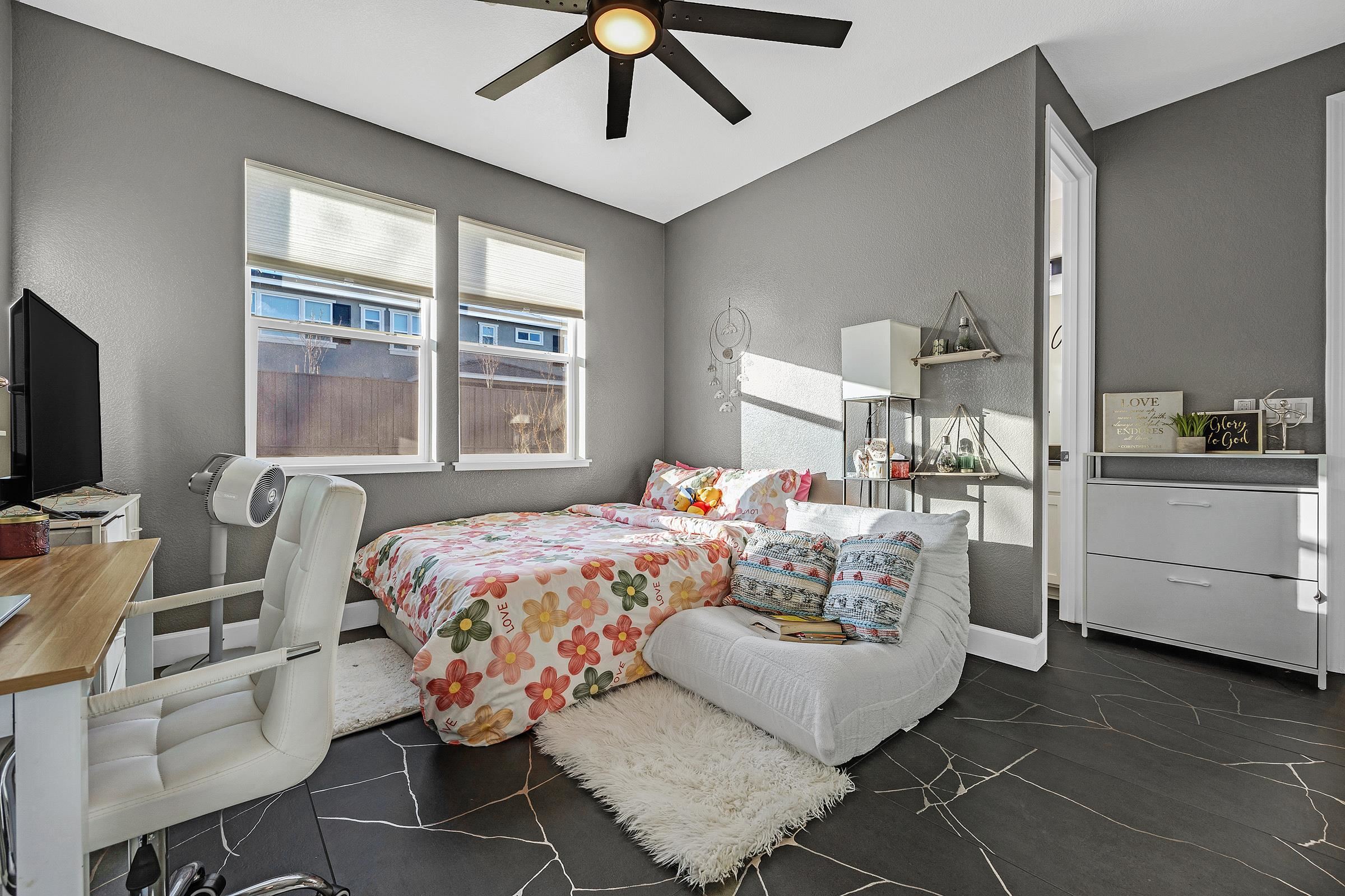 Detail Gallery Image 16 of 60 For 259 Eagle Nest Dr, Oakley,  CA 94561 - 5 Beds | 4/1 Baths