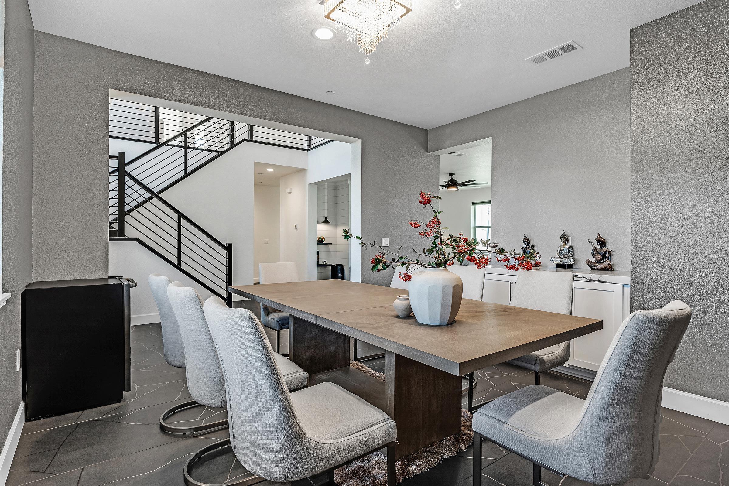 Detail Gallery Image 8 of 60 For 259 Eagle Nest Dr, Oakley,  CA 94561 - 5 Beds | 4/1 Baths