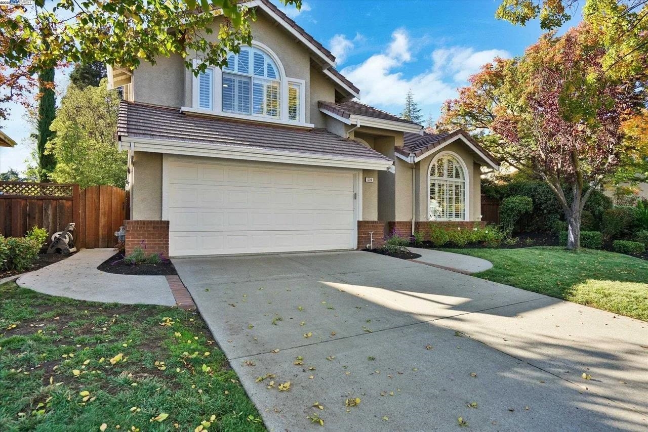 Front Image Thumbnail for CC41120521