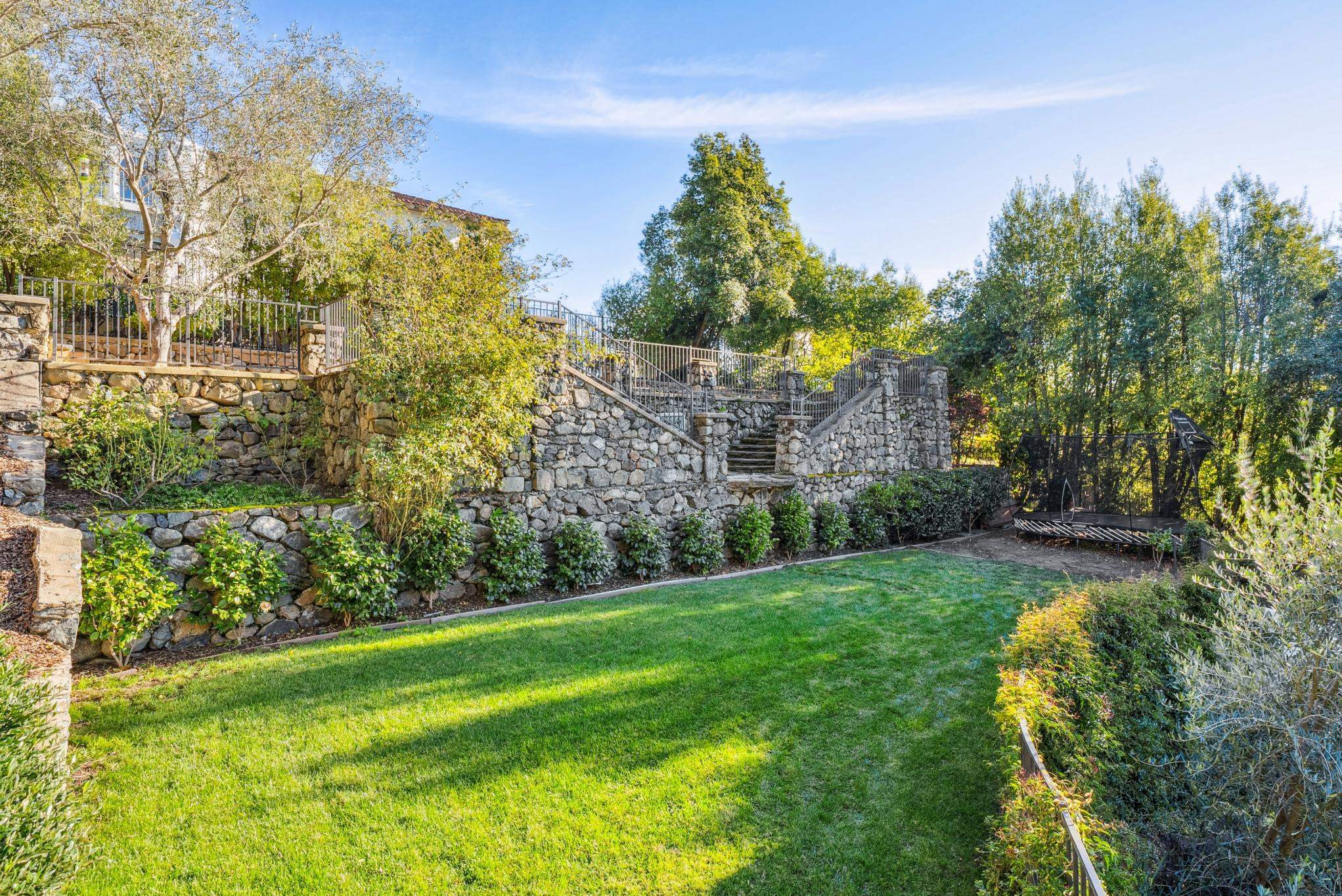 Detail Gallery Image 52 of 60 For 44 La Salle Ave., Piedmont,  CA 94611 - 4 Beds | 3 Baths