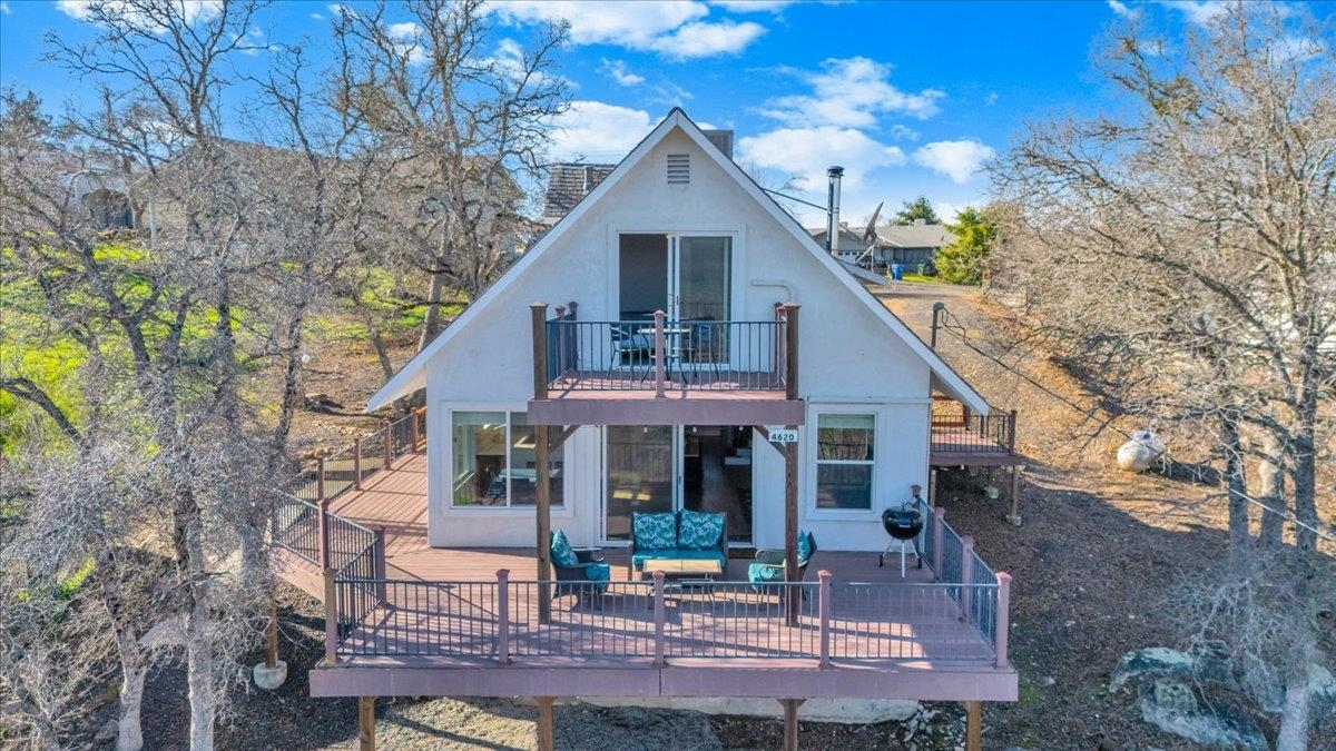 Detail Gallery Image 2 of 59 For 4620 Bayview Dr, Copperopolis,  CA 95228 - 3 Beds | 2 Baths