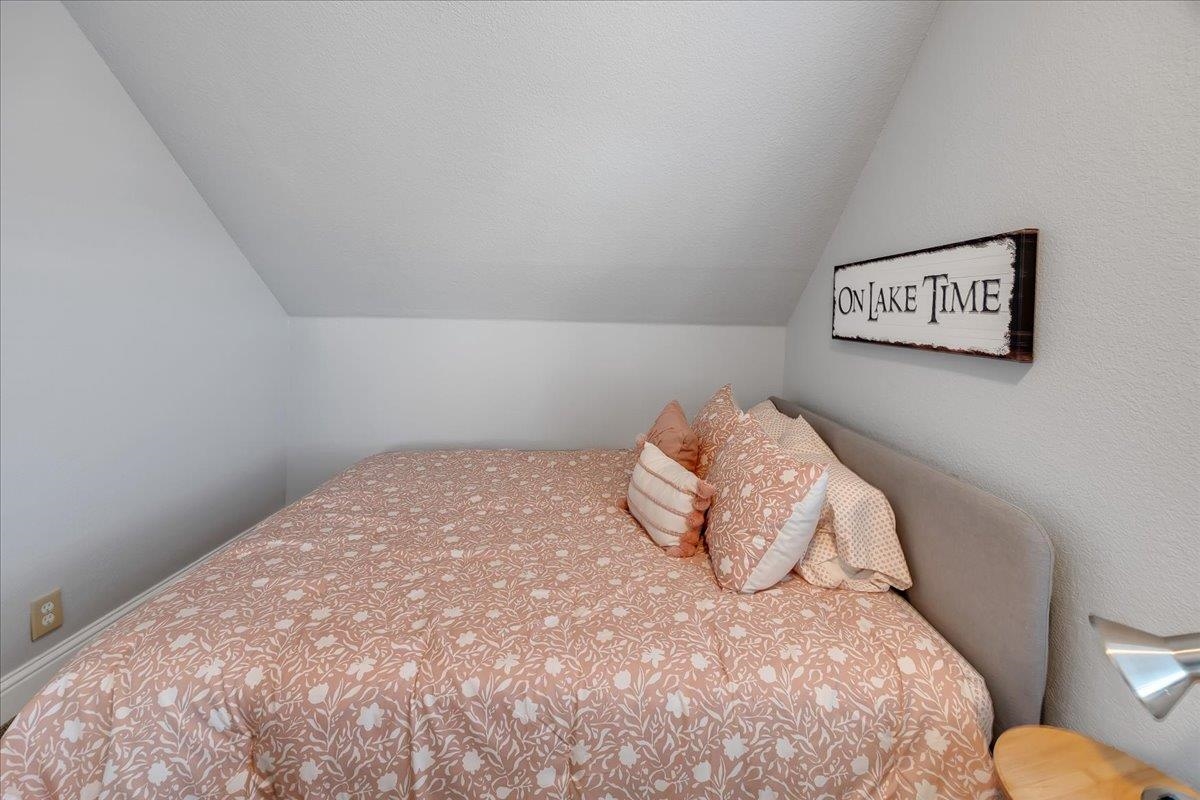 Detail Gallery Image 32 of 59 For 4620 Bayview Dr, Copperopolis,  CA 95228 - 3 Beds | 2 Baths