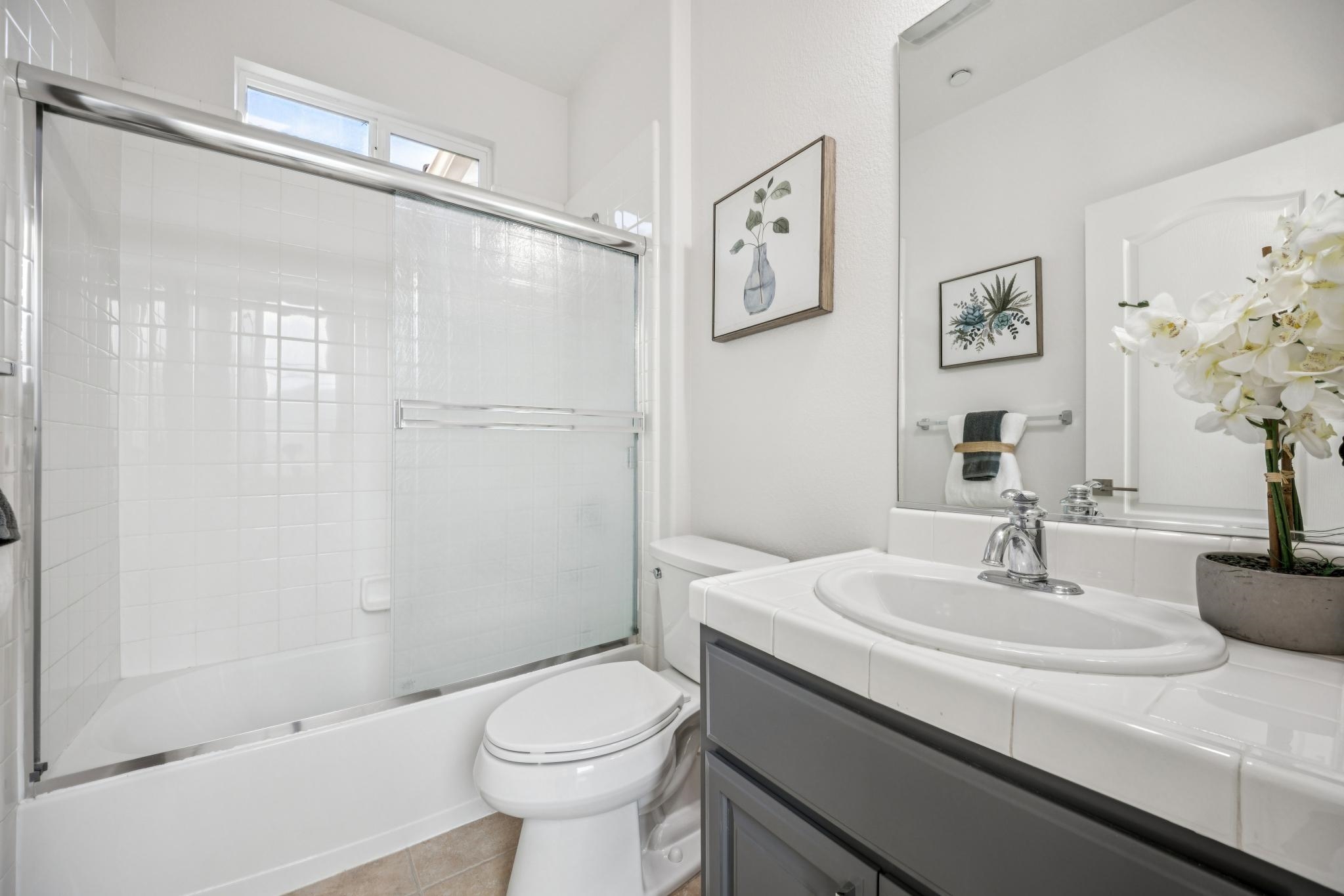 Detail Gallery Image 13 of 60 For 44 Brookline Drive, Novato,  CA 94949-8232 - 4 Beds | 4/1 Baths