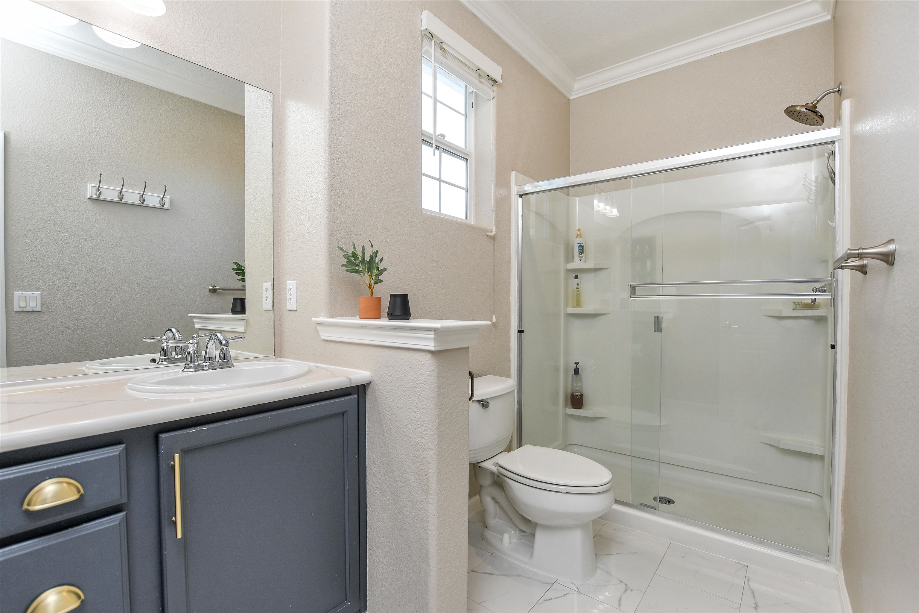 Detail Gallery Image 22 of 34 For 6060 Tazetta Dr, Oakley,  CA 94561 - 5 Beds | 3 Baths