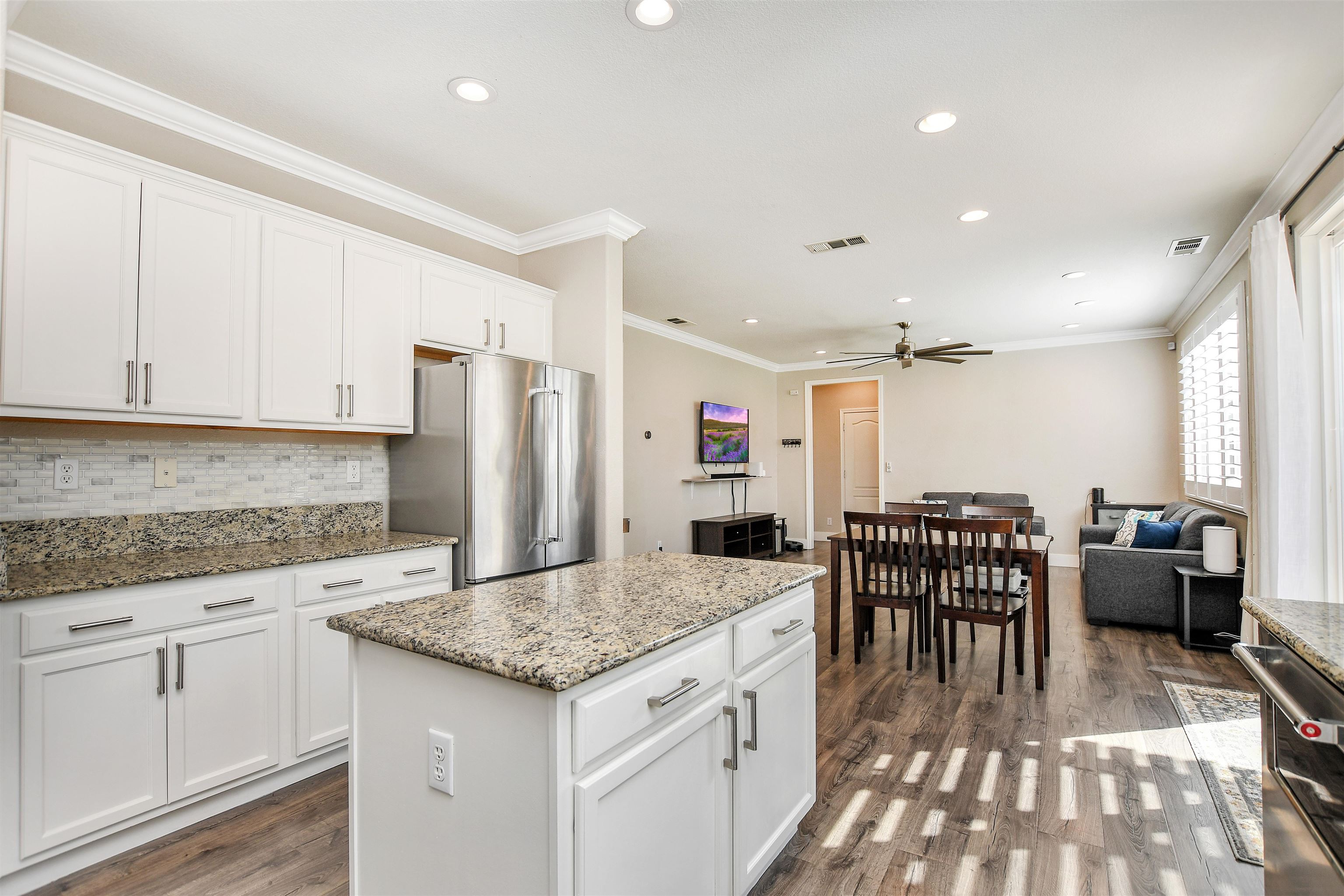 Detail Gallery Image 7 of 34 For 6060 Tazetta Dr, Oakley,  CA 94561 - 5 Beds | 3 Baths