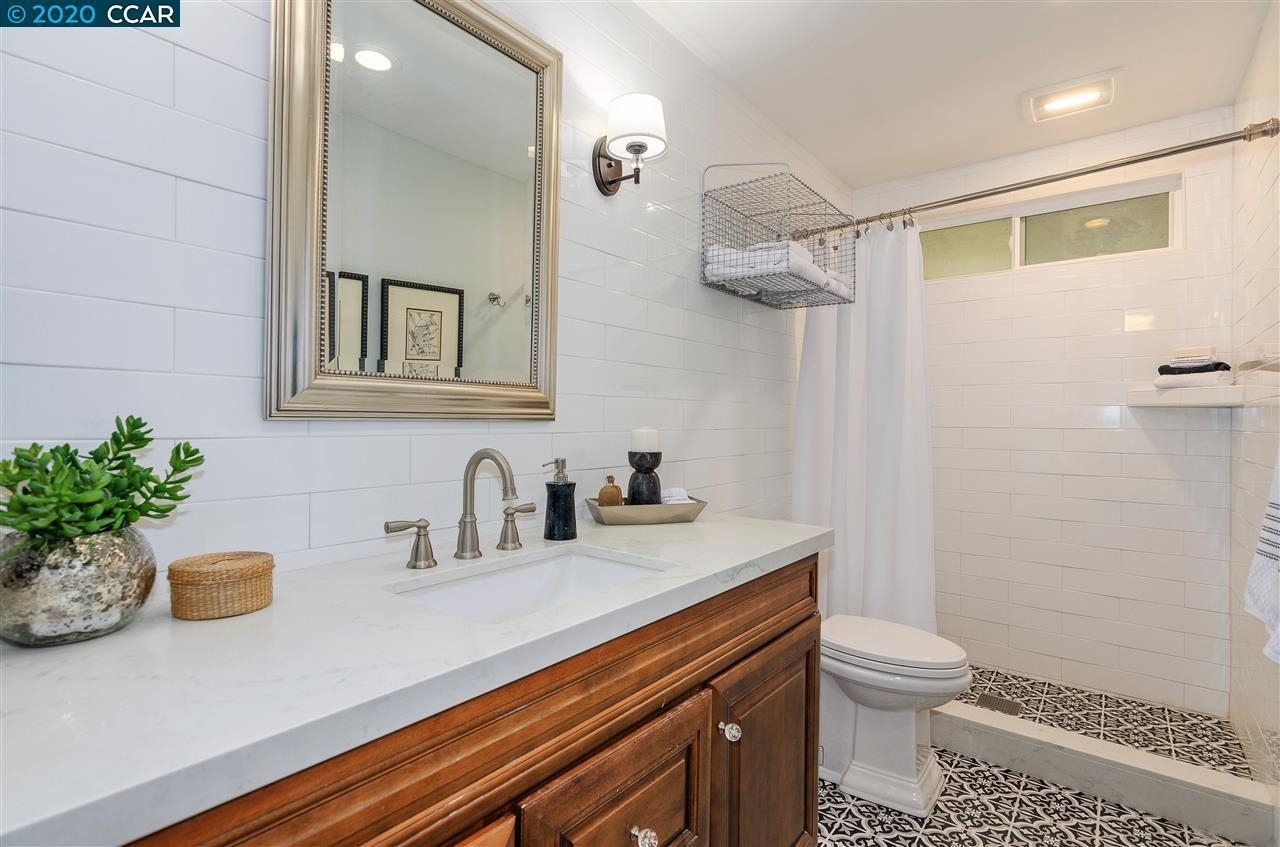 Detail Gallery Image 26 of 34 For 2716 Oak Rd #107,  Walnut Creek,  CA 94597 - 3 Beds | 2 Baths