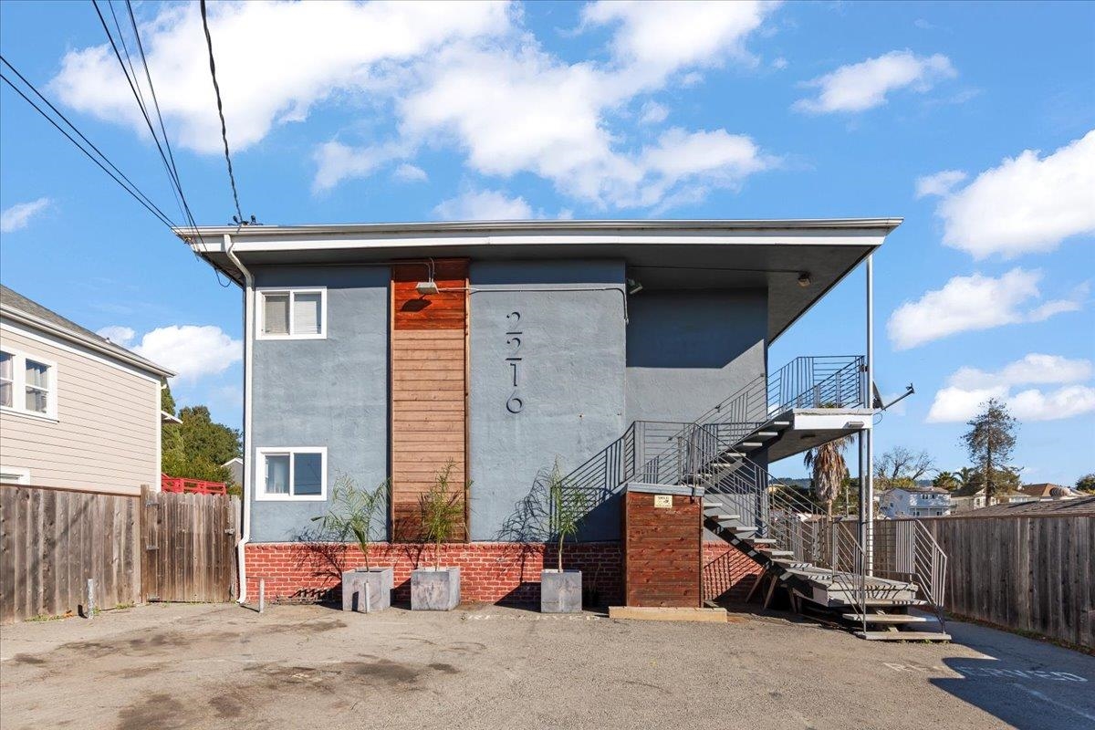 Front Image Thumbnail for EB41120534