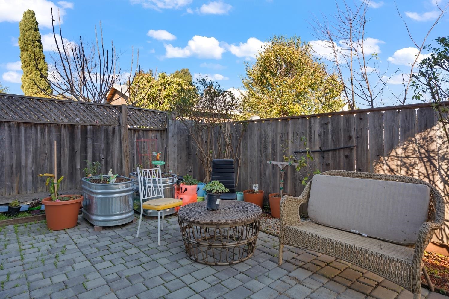 Detail Gallery Image 20 of 21 For 2216 23rd St, Oakland,  CA 94606 - – Beds | – Baths