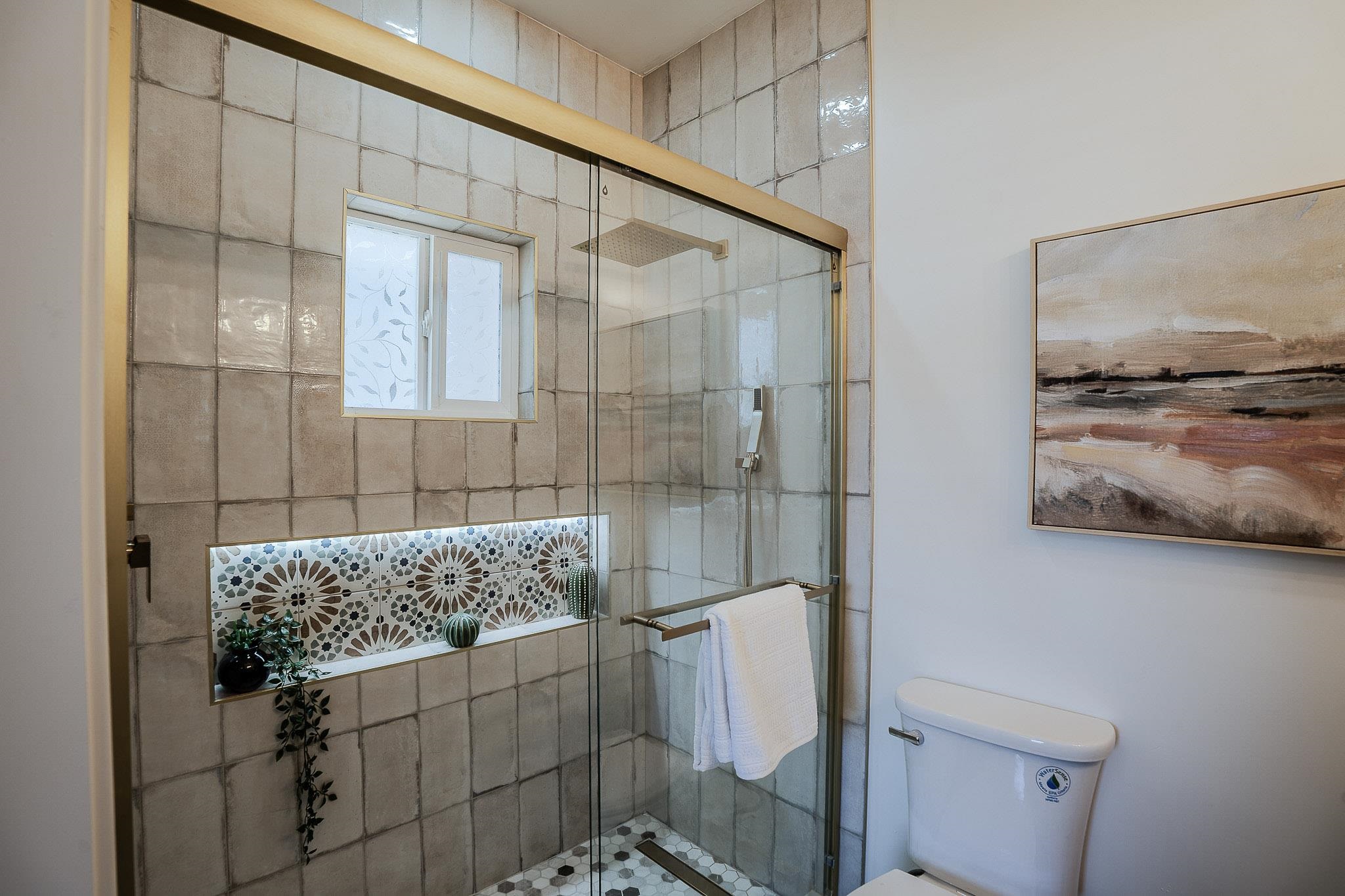 Detail Gallery Image 39 of 47 For 3708 Lyon Ave, Oakland,  CA 94601 - 2 Beds | 2 Baths