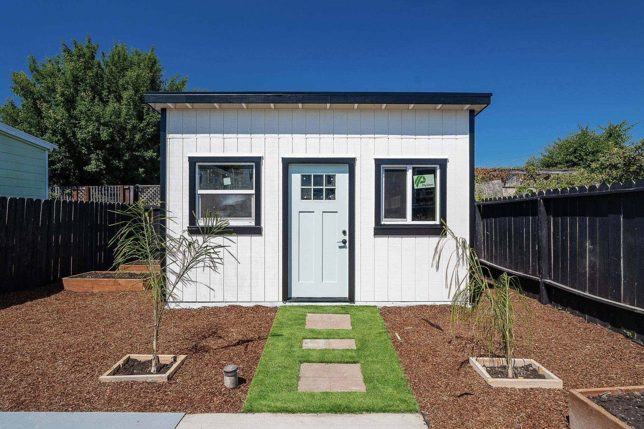 Detail Gallery Image 46 of 47 For 3708 Lyon Ave, Oakland,  CA 94601 - 2 Beds | 2 Baths