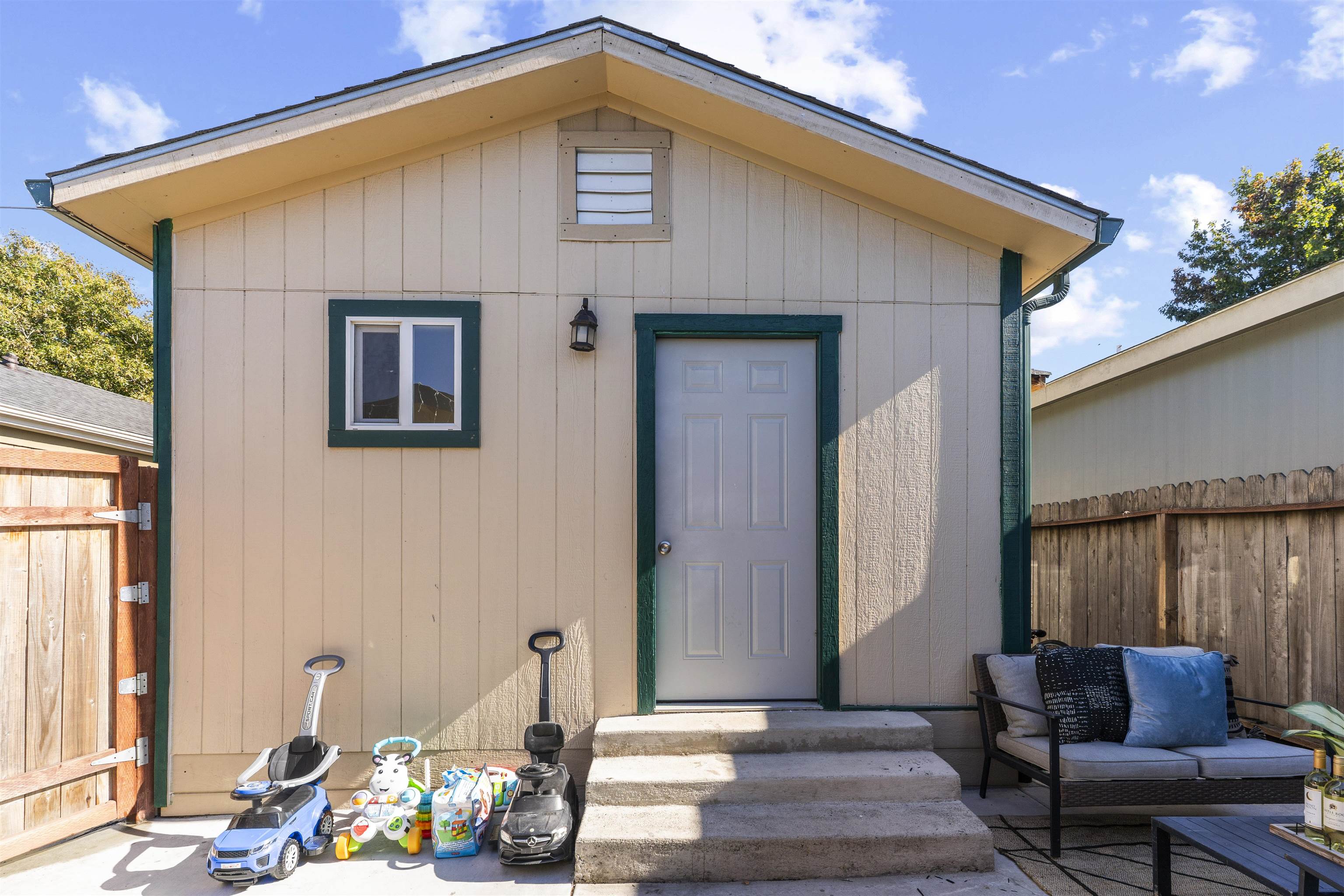 Detail Gallery Image 7 of 30 For 1319 Kelsey Street, Richmond,  CA 94801 - 2 Beds | 1 Baths