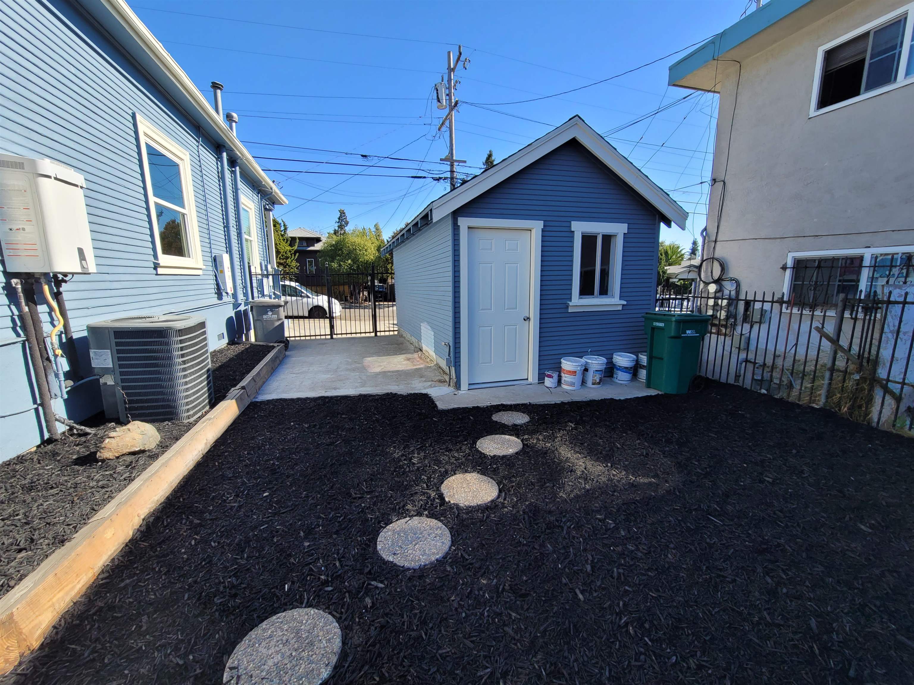 Detail Gallery Image 26 of 31 For 3137 Pleitner Ave, Oakland,  CA 94602 - 3 Beds | 2 Baths