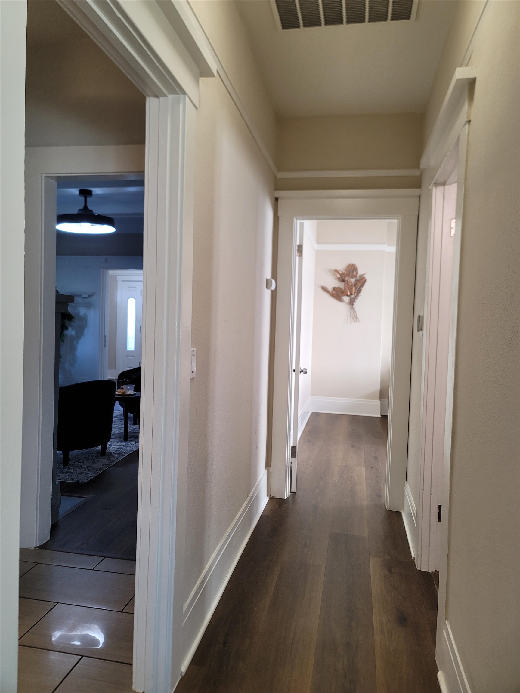 Detail Gallery Image 18 of 31 For 2016 38th Ave, Oakland,  CA 94601 - 3 Beds | 1 Baths