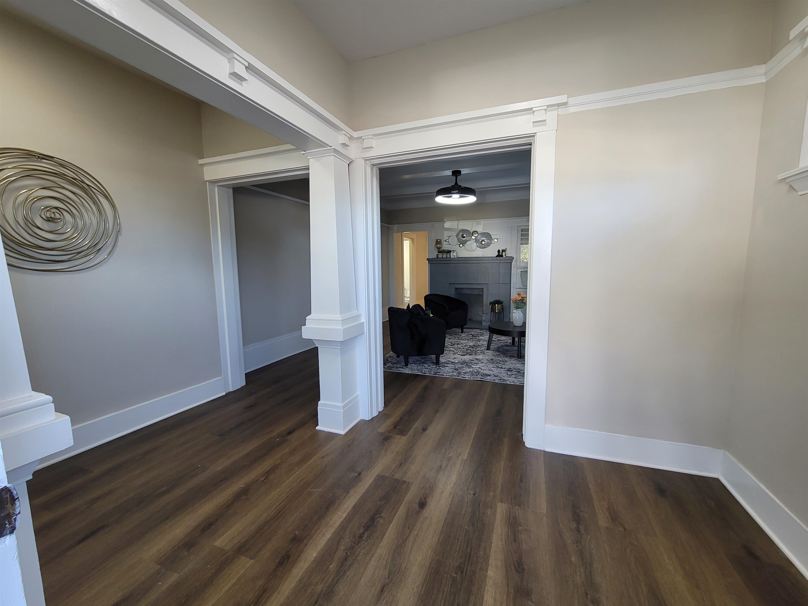 Detail Gallery Image 6 of 31 For 2016 38th Ave, Oakland,  CA 94601 - 3 Beds | 1 Baths