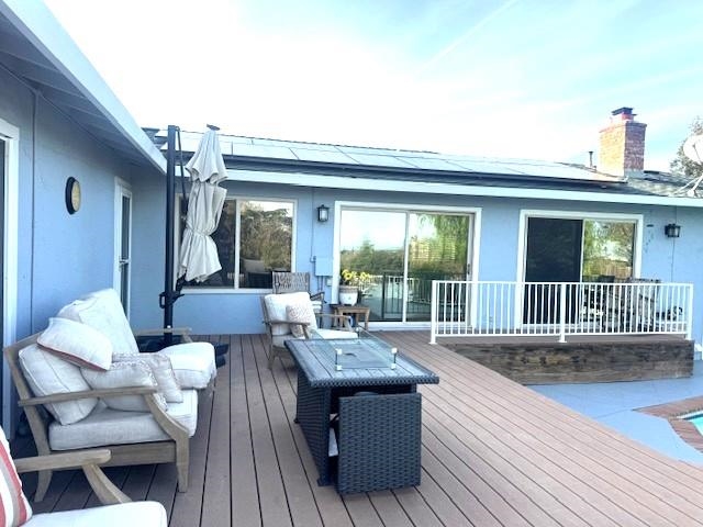 Detail Gallery Image 2 of 14 For 4223 Ridge Dr, Pittsburg,  CA 94565 - 3 Beds | 2 Baths