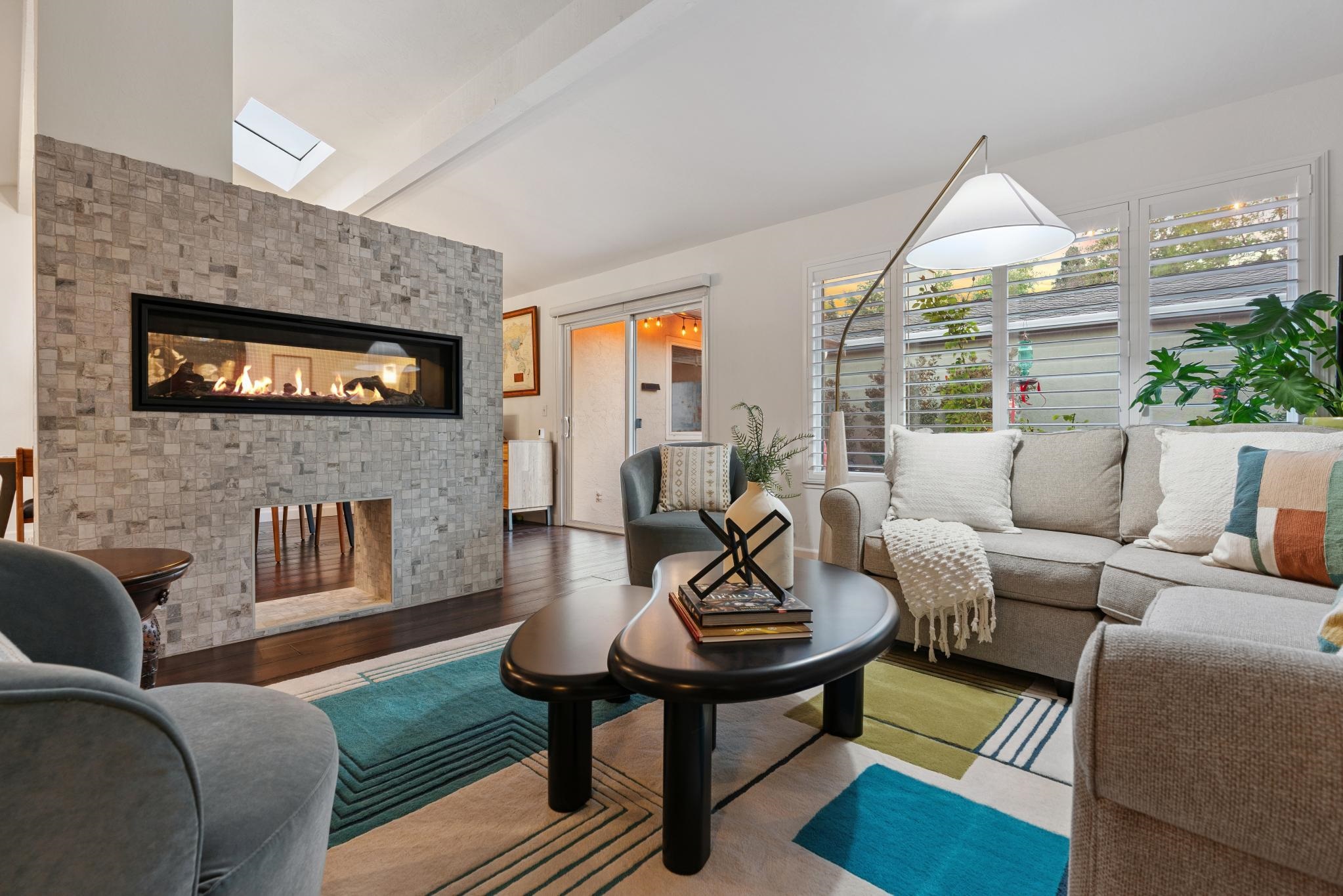 Detail Gallery Image 5 of 42 For 843 Luz Ct, Danville,  CA 94526 - 3 Beds | 2 Baths